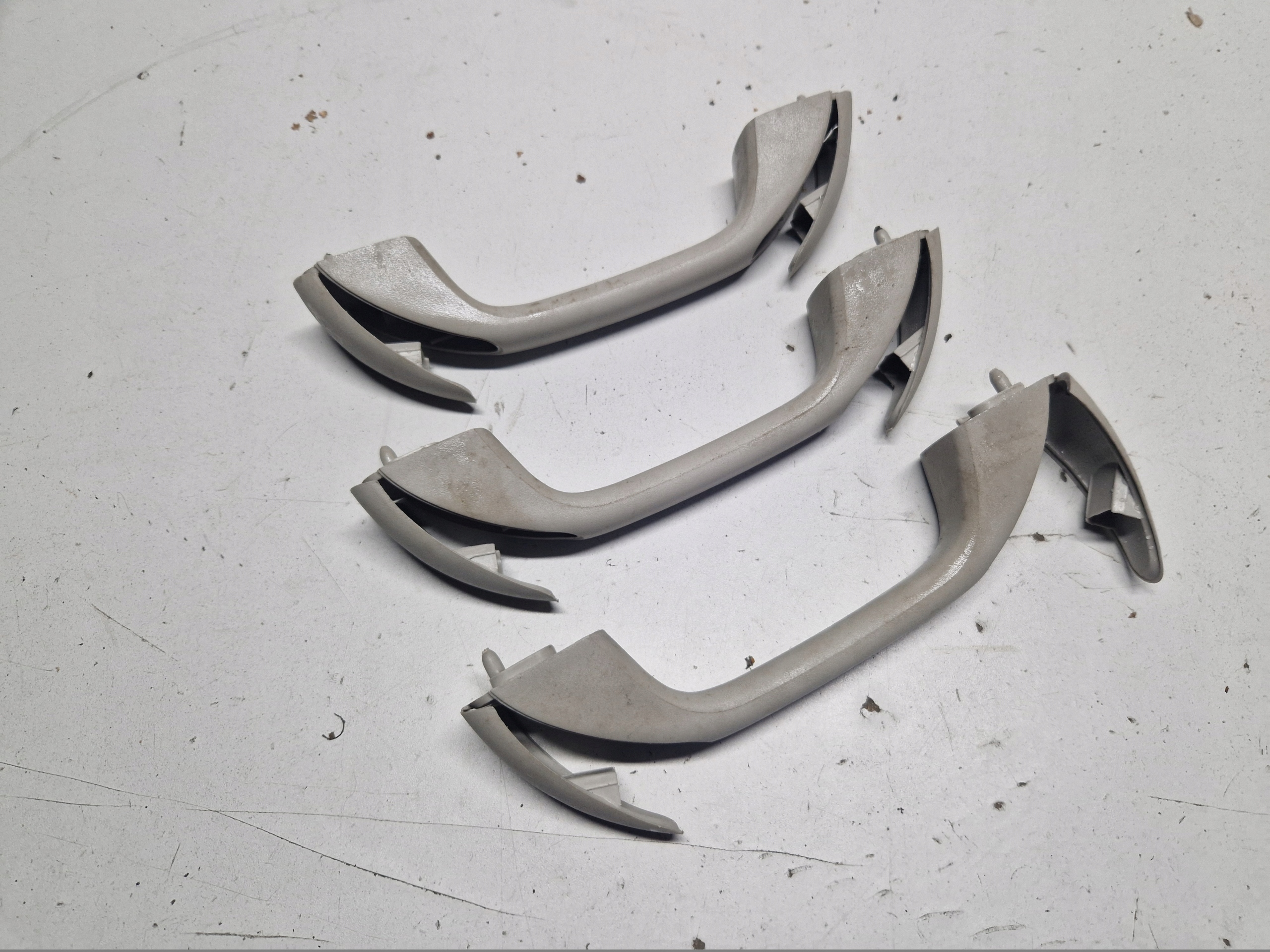 Dacia SANDERO и 1 Держатель Обшивка потолка