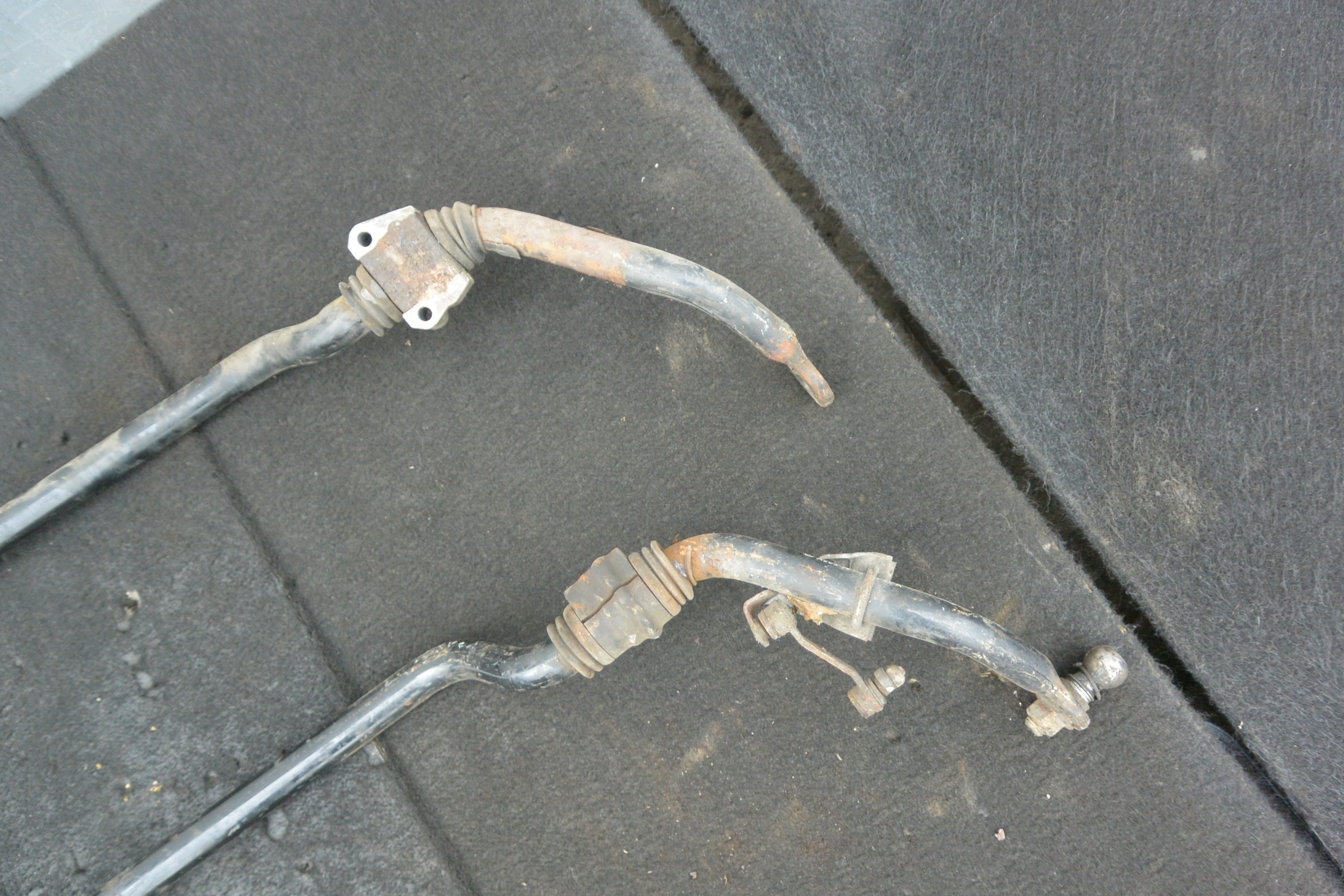 stabilizer rod front MERCEDES-BENZ C-class W203 W209