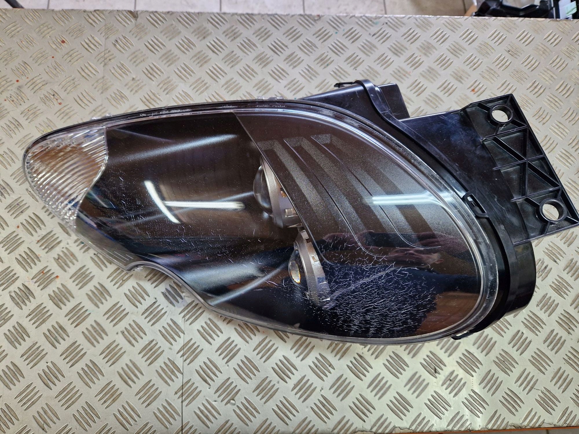 light front left XENON ASTON MARTIN DB9 2003R->2008R