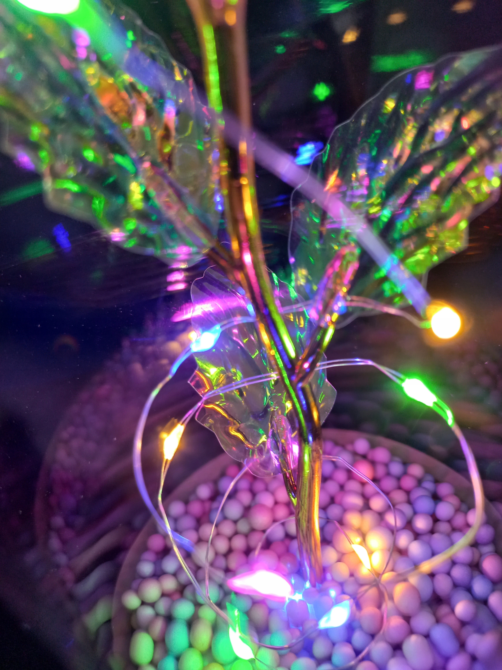 WIECZNA RÓŻA W SZKLE ŚWIECĄCA LED PREZENT DLA NIEJ DZIEŃ KOBIET MAMY MATKI Marka MTA