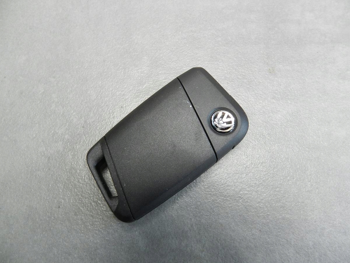VW PASSAT B8 key PILOT 3G0800375DD