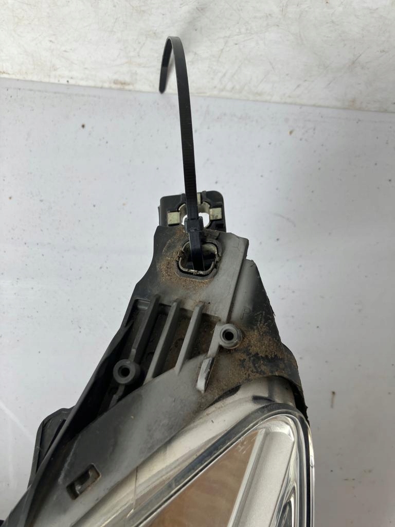 light left front CITROEN C5 III X7 89902748