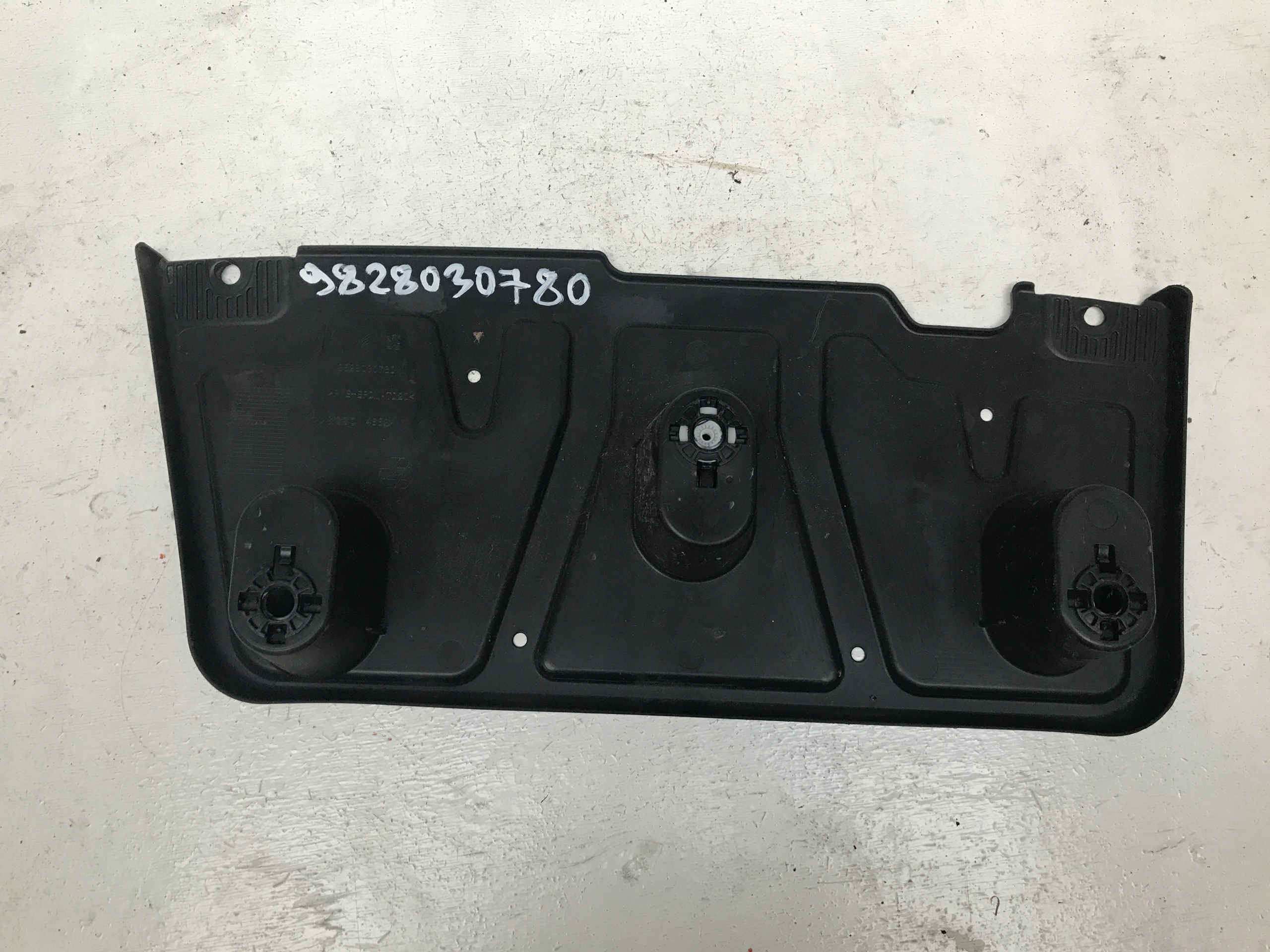 PEUGEOT 2008 II OSŁONA PODWOZIA TYLNA TYŁ PŁYTA ORYG 9828030780 19-23