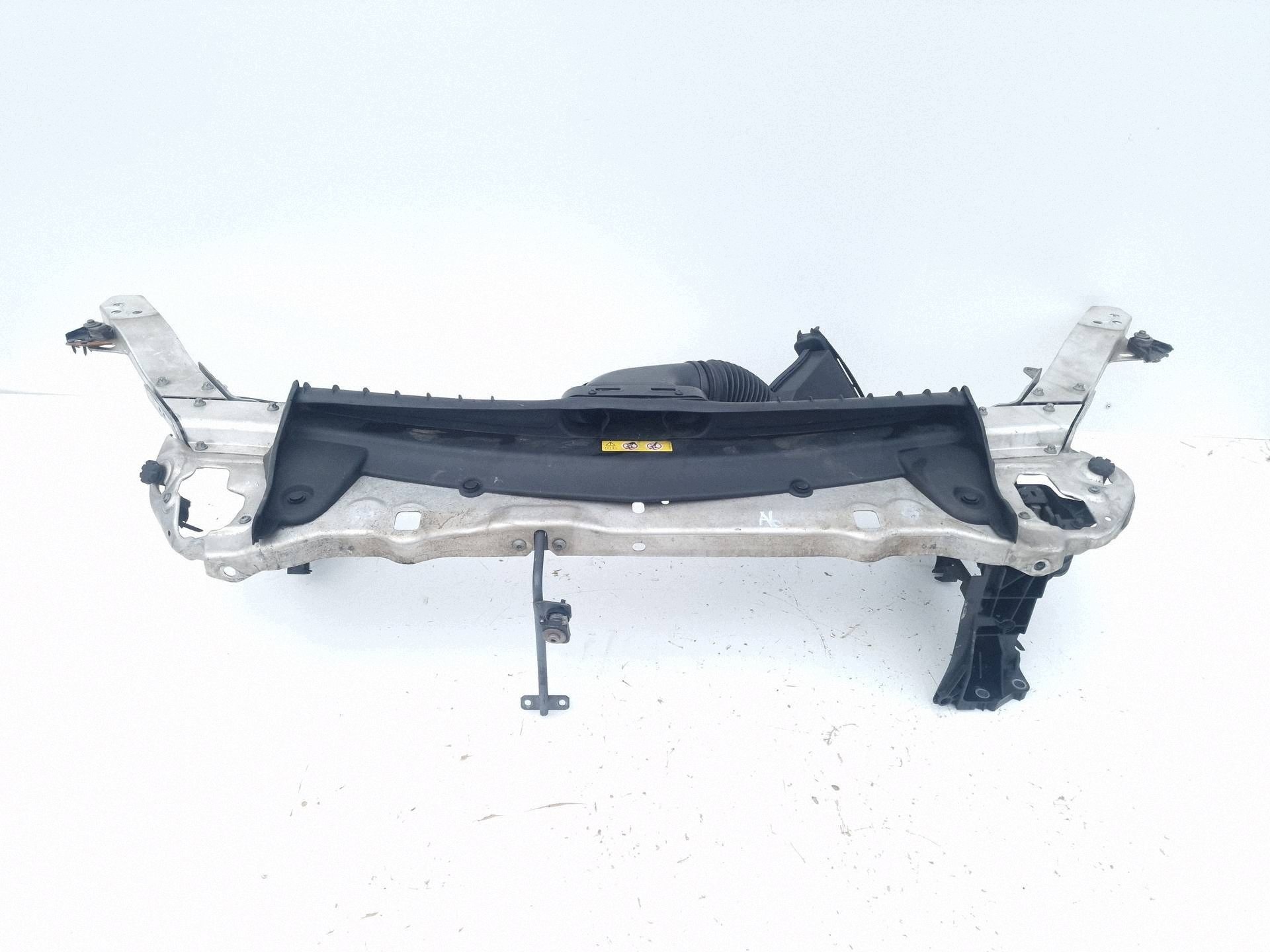 support panel for radiators upper MERCEDES W213 STAN as for ZDJECIACH !