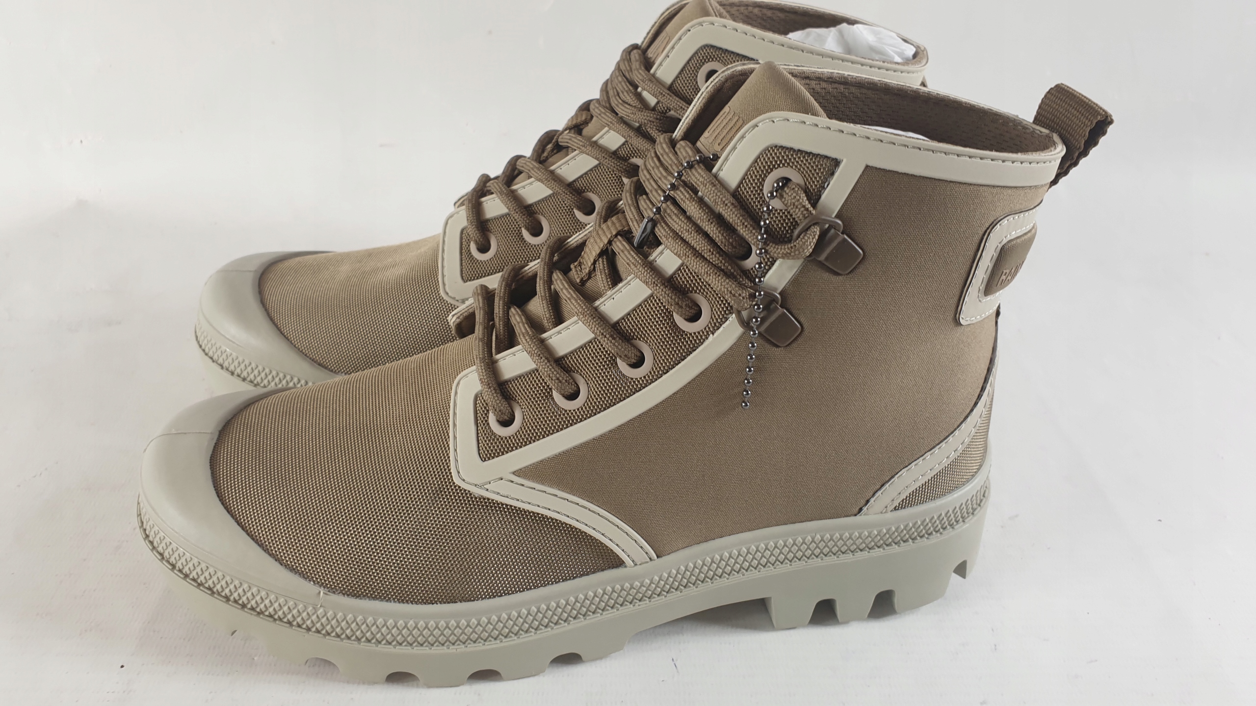 Kotníkové Boty Palladium SP20 Hi Sport vel. 36