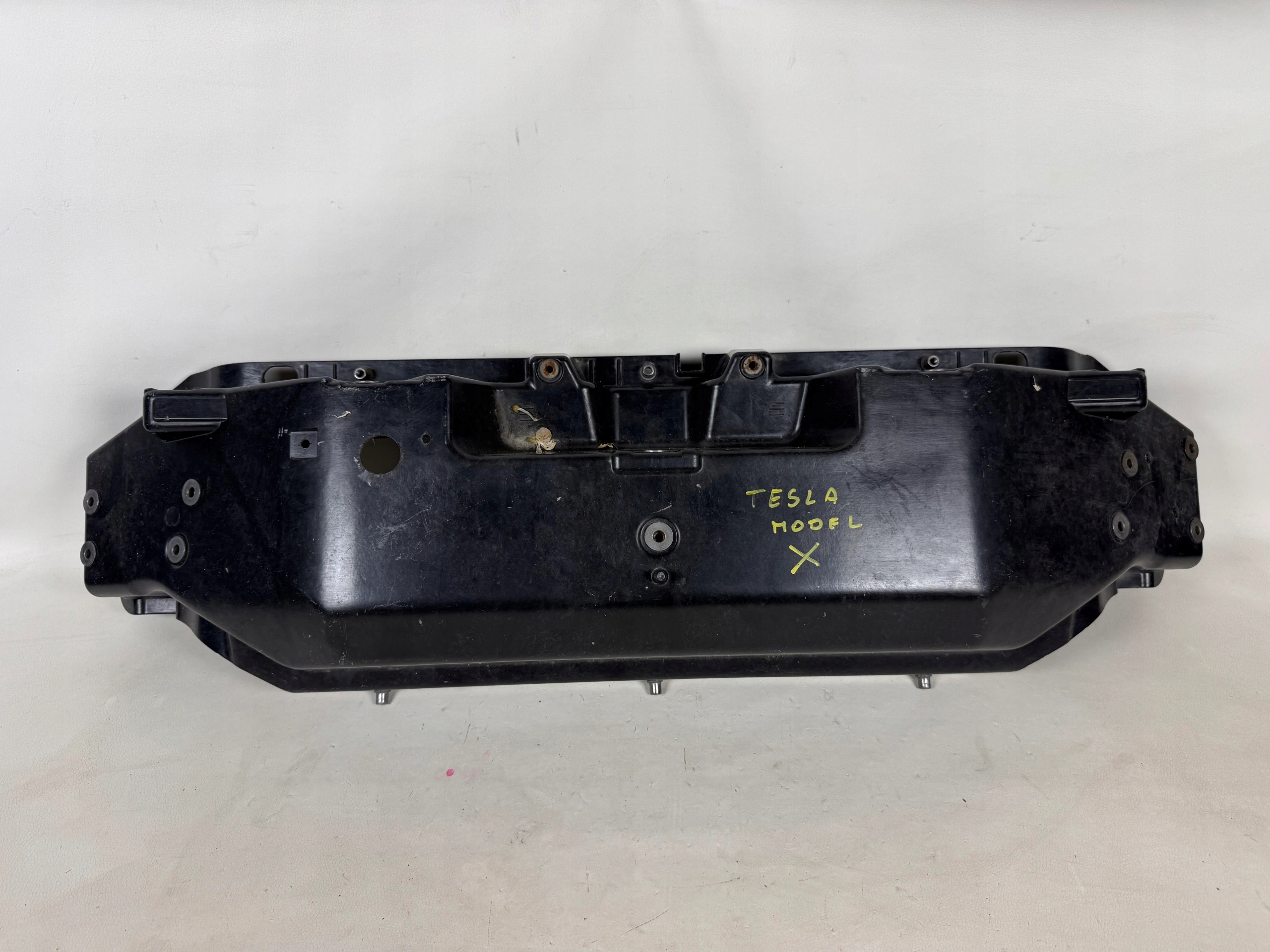 Tesla X Model X 15- bar, wall front 1035176-00-D