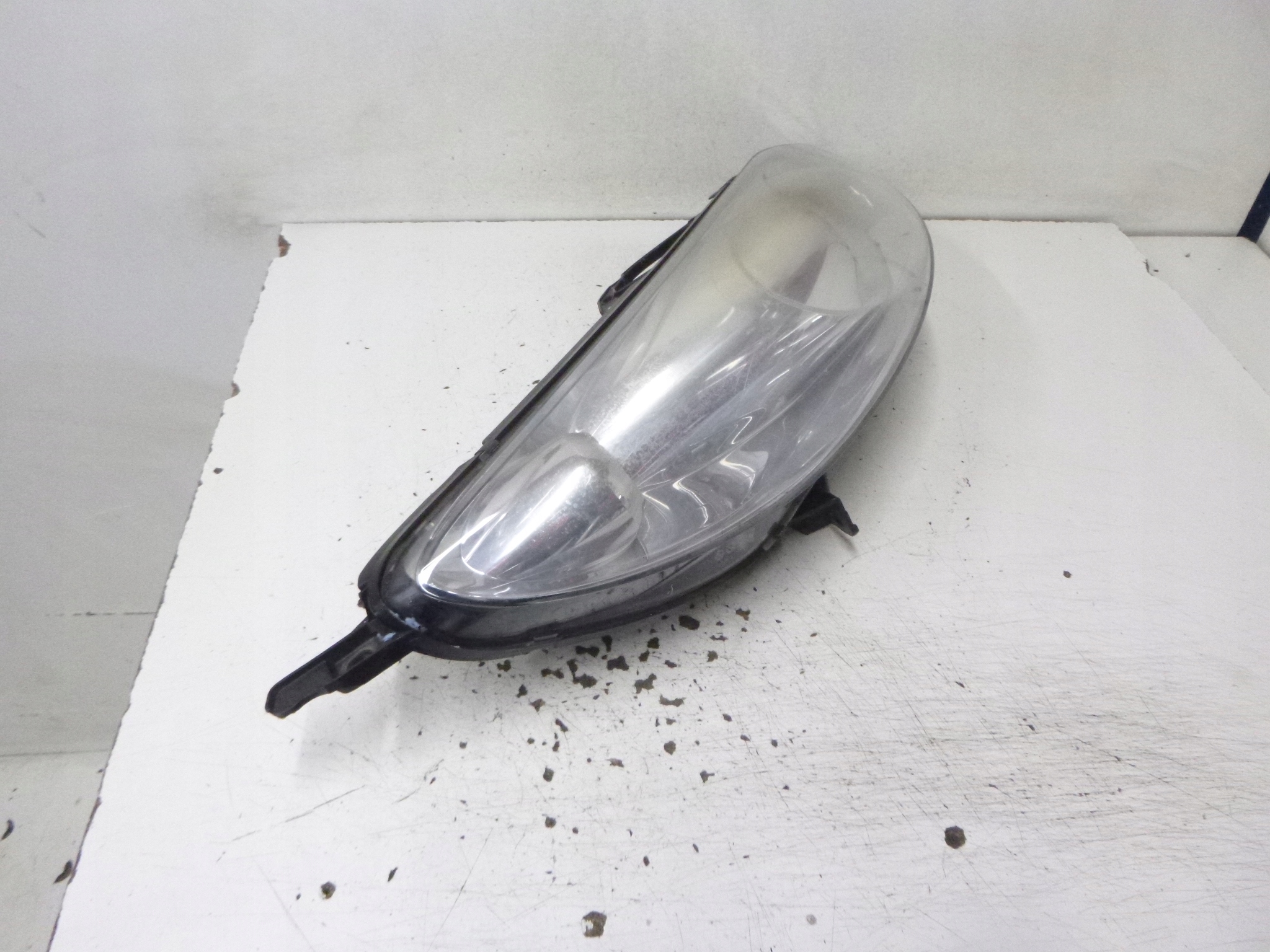 light front right Peugeot 407 2009r.