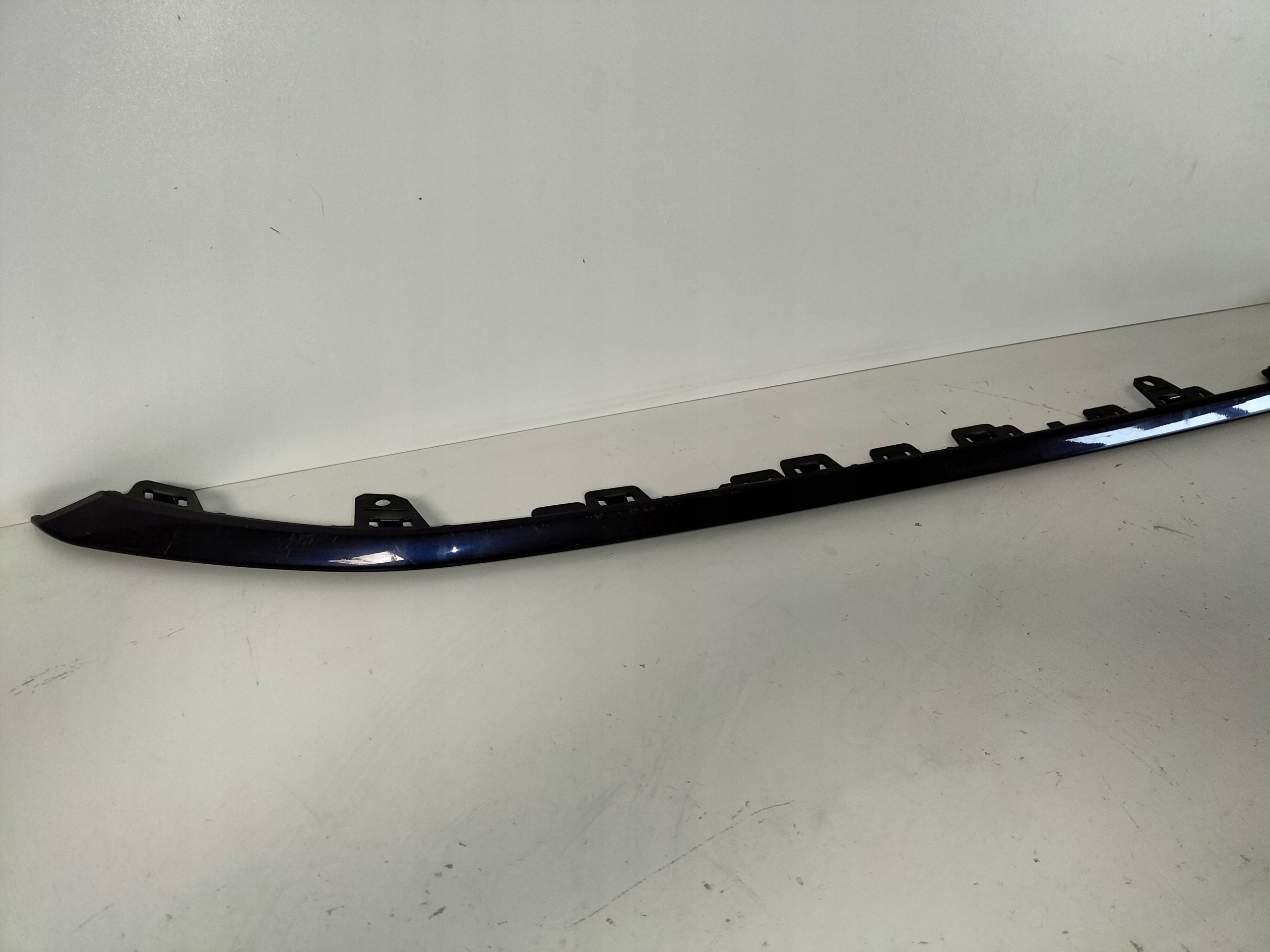 spoiler lišta doplněk nárazníku předního předek AUDI A3 8Y 20