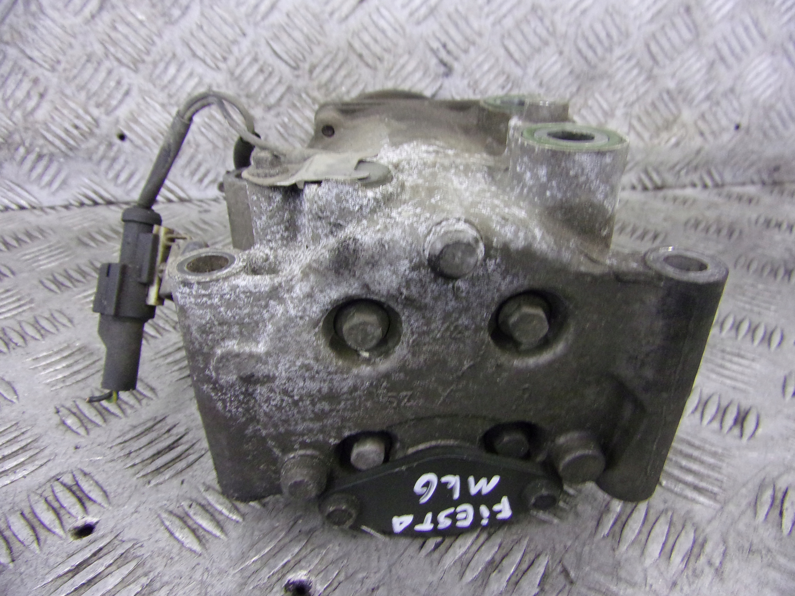 Klimakompressor klimaanlage FORD FIESTA MK 6