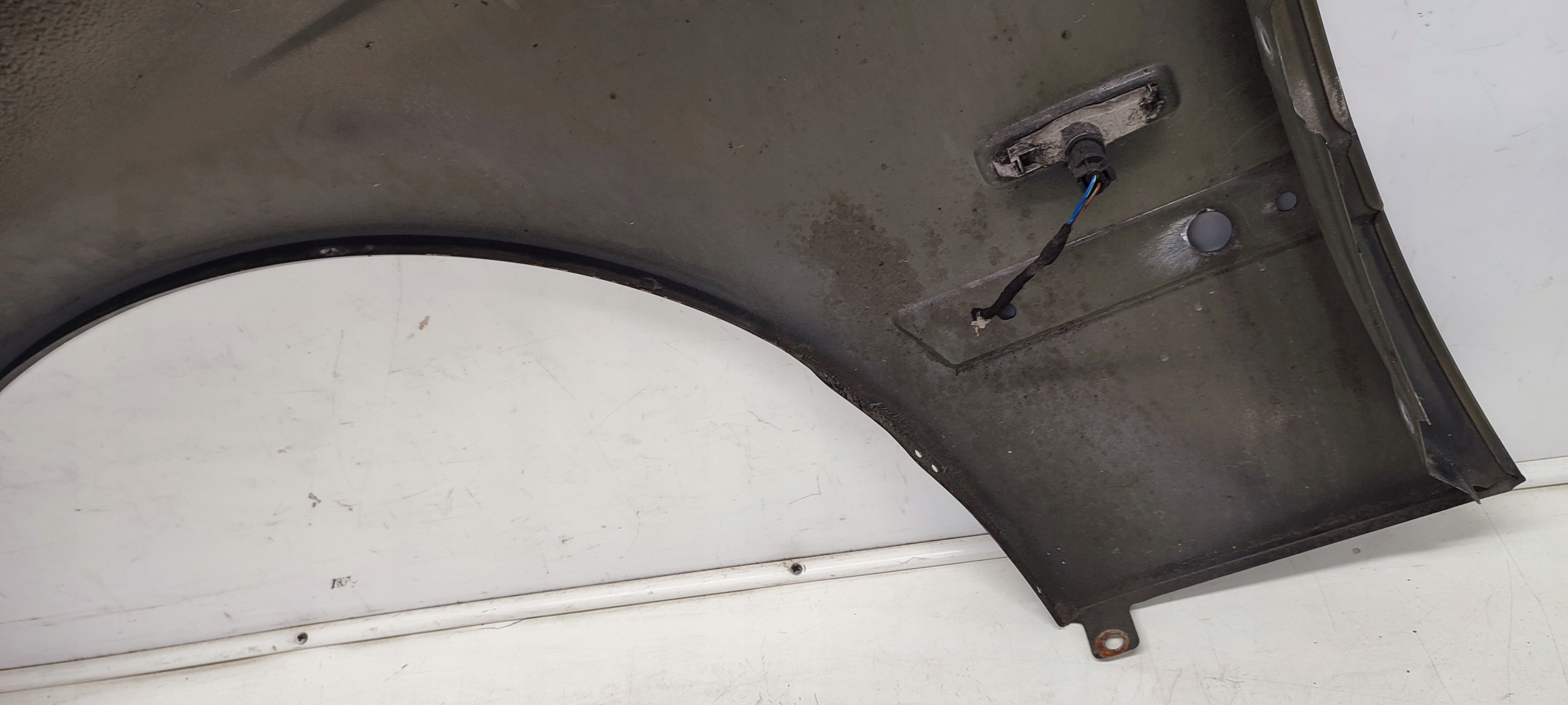 blatník pravý předek 416/9 BMW E39 m-packet