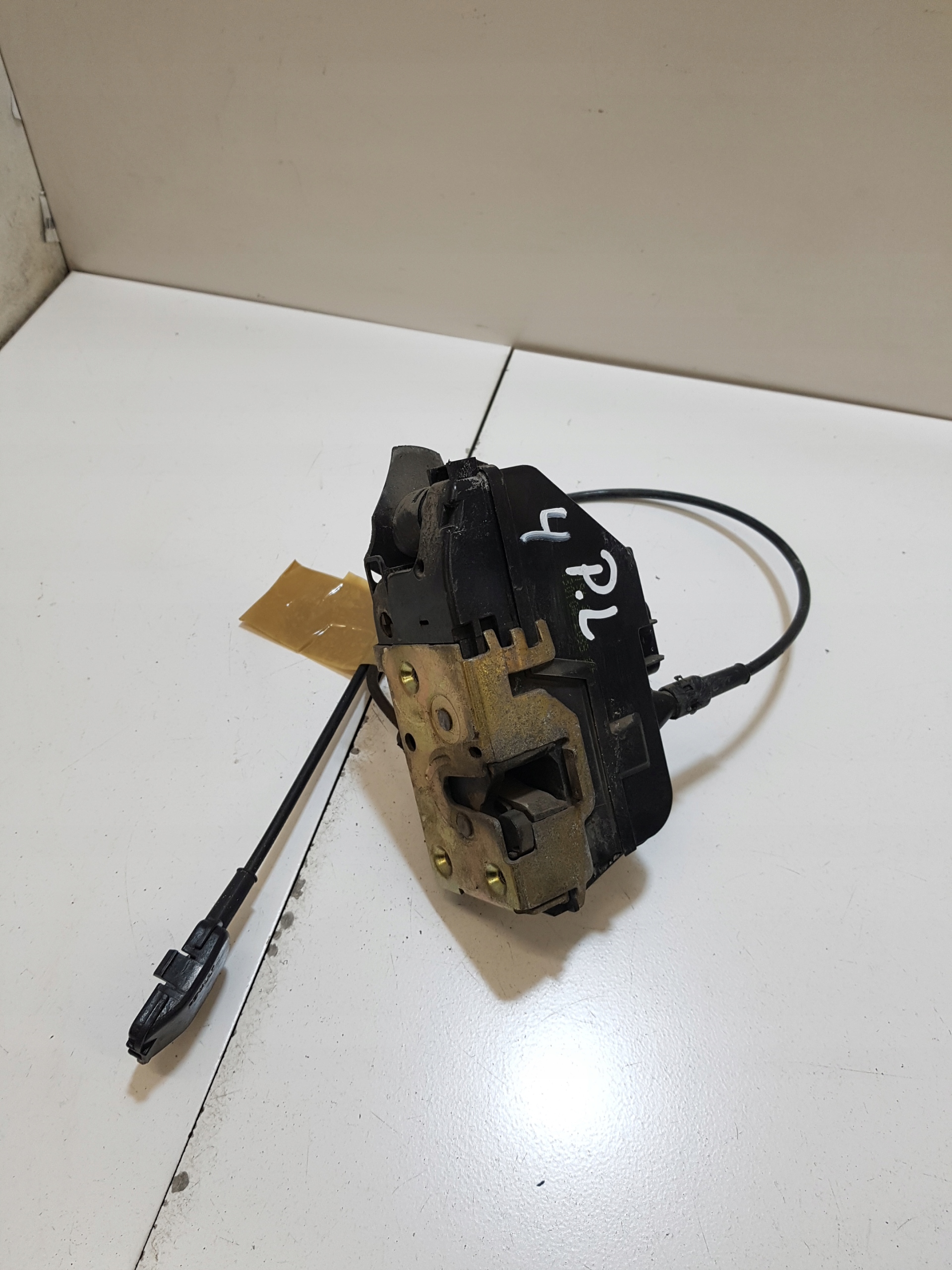 lock door left front RENAULT SCENIC 2 4 PIN