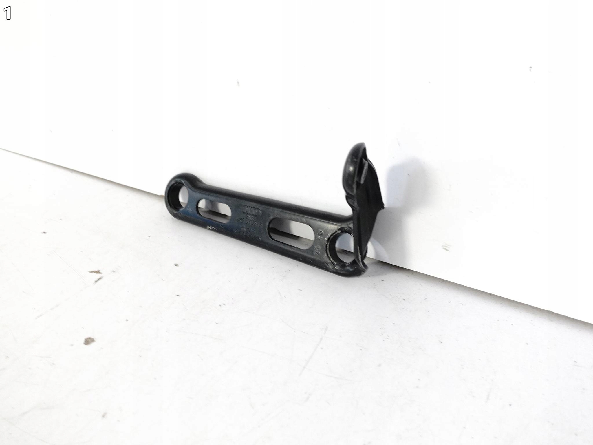 AUDI RS6 4K0 RS7 4K8 C8 19-25 console bracket holder intercooler right