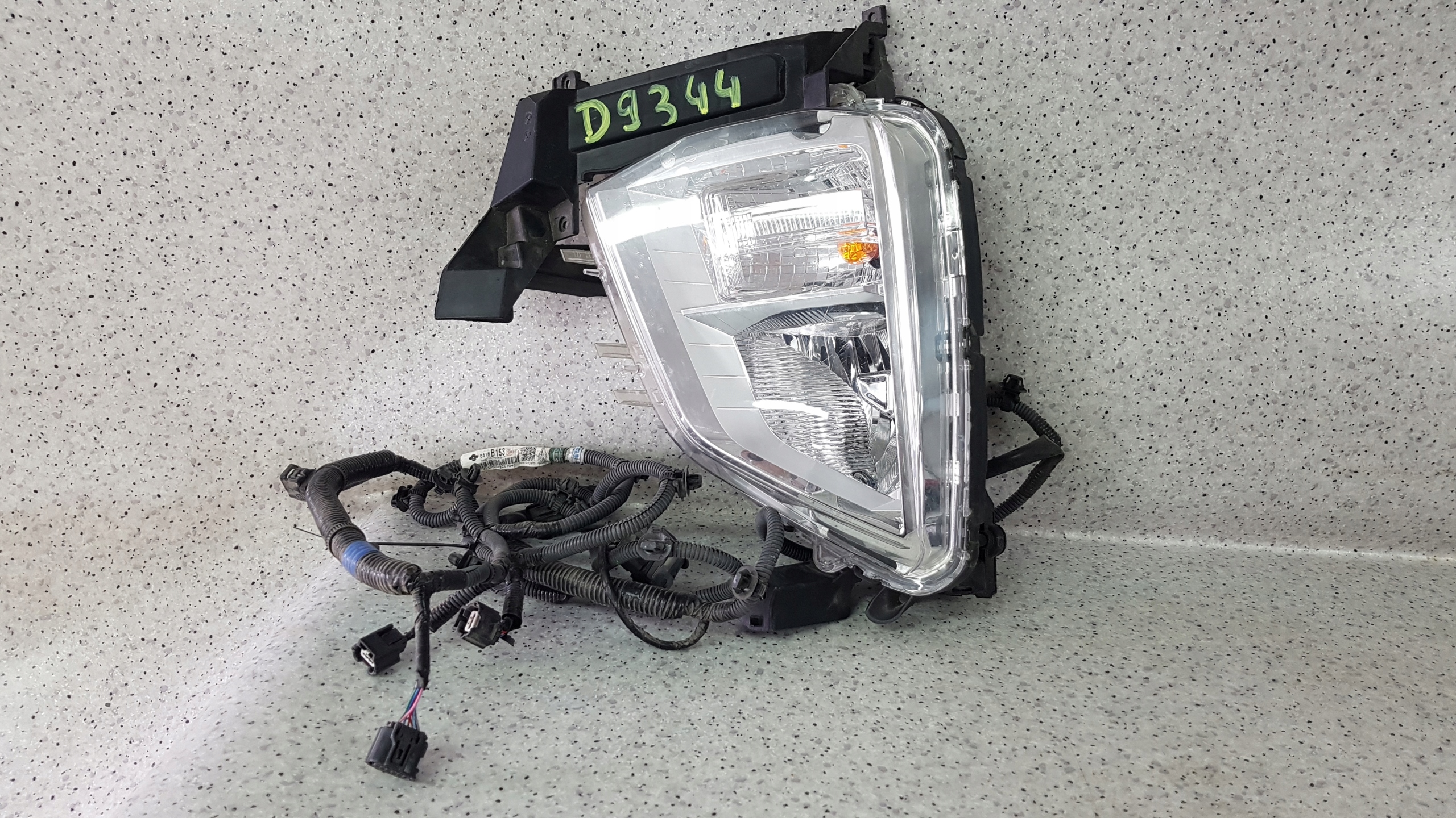 MITSUBISHI ECLIPSE CROSS 2017 - LINKS + KABELBAUM LED DRL NEBELSCHEINWERFER D 9344
