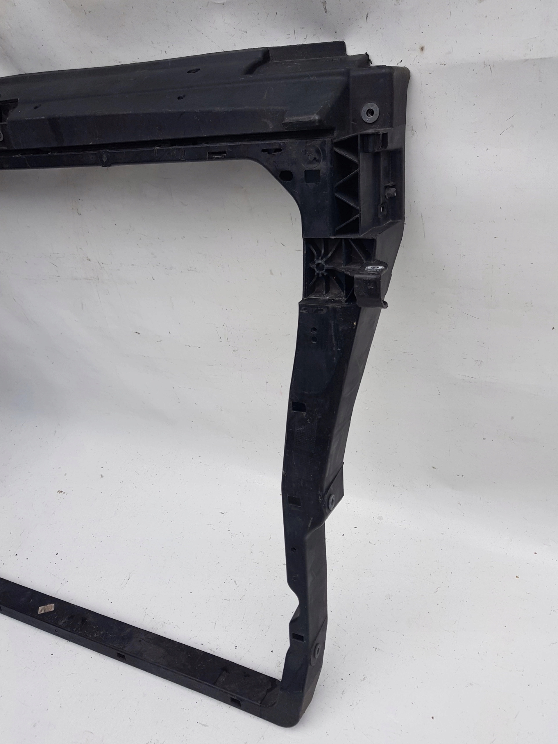 VW CRAFTER II 7C0 PAS PRZEDNI 7C0805588 Producent części Volkswagen OE