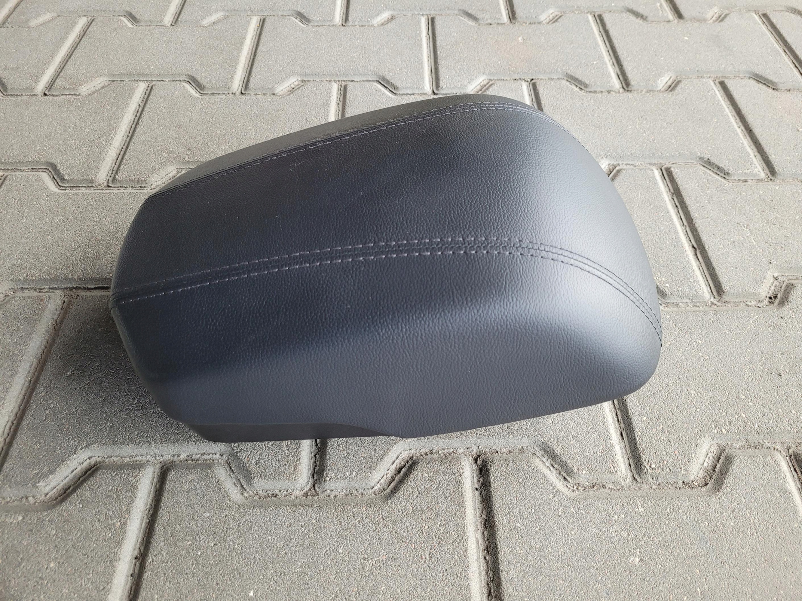 armrest HYUNDAI SANTA FE III