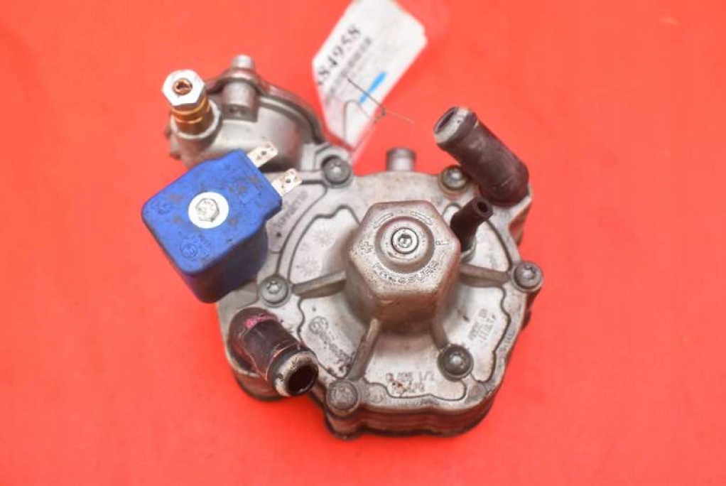 PAROWNIK REDUKTOR GAZU LPG 67R-014066