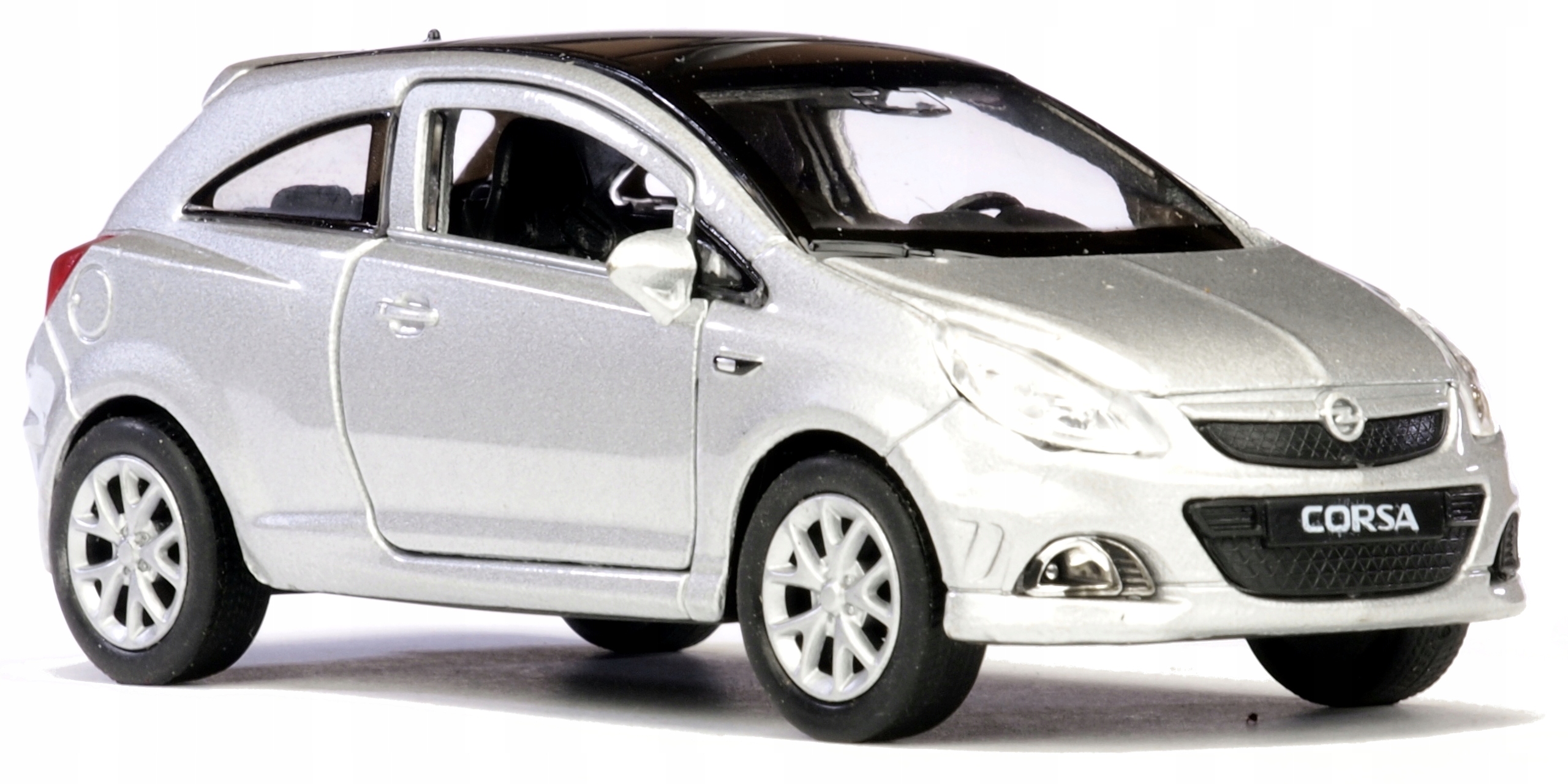 WELLY METALOWE AUTO OPEL CORSA OPC OTWIERANE DRZWI MODEL AUTA EAN (GTIN) 5900360008805