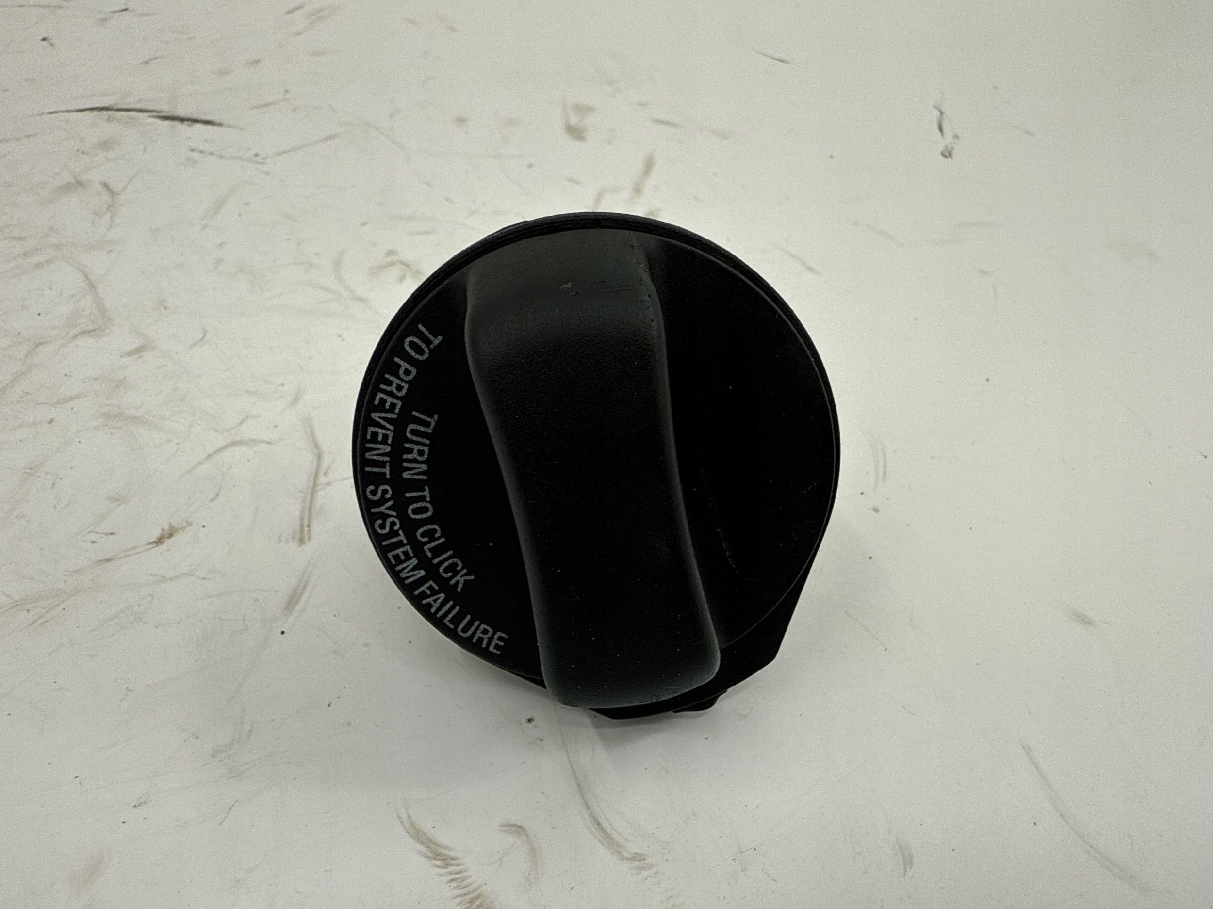 Volvo S60 2004 Korek wlewu paliwa