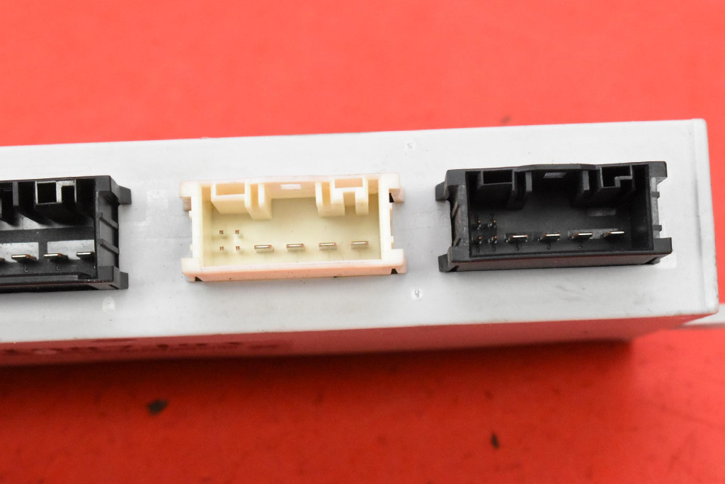 control unit module bonnet rear part 7333928 BMW F11 09-13