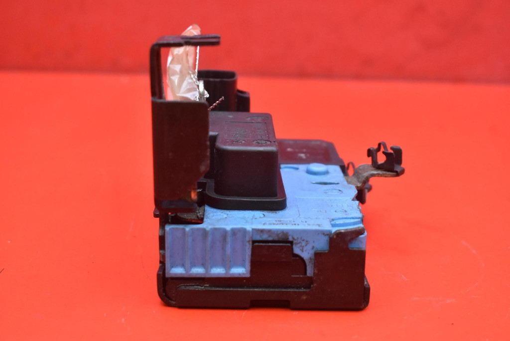 lock door left front front EU VOLVO S60 1 and LIFT 04-09