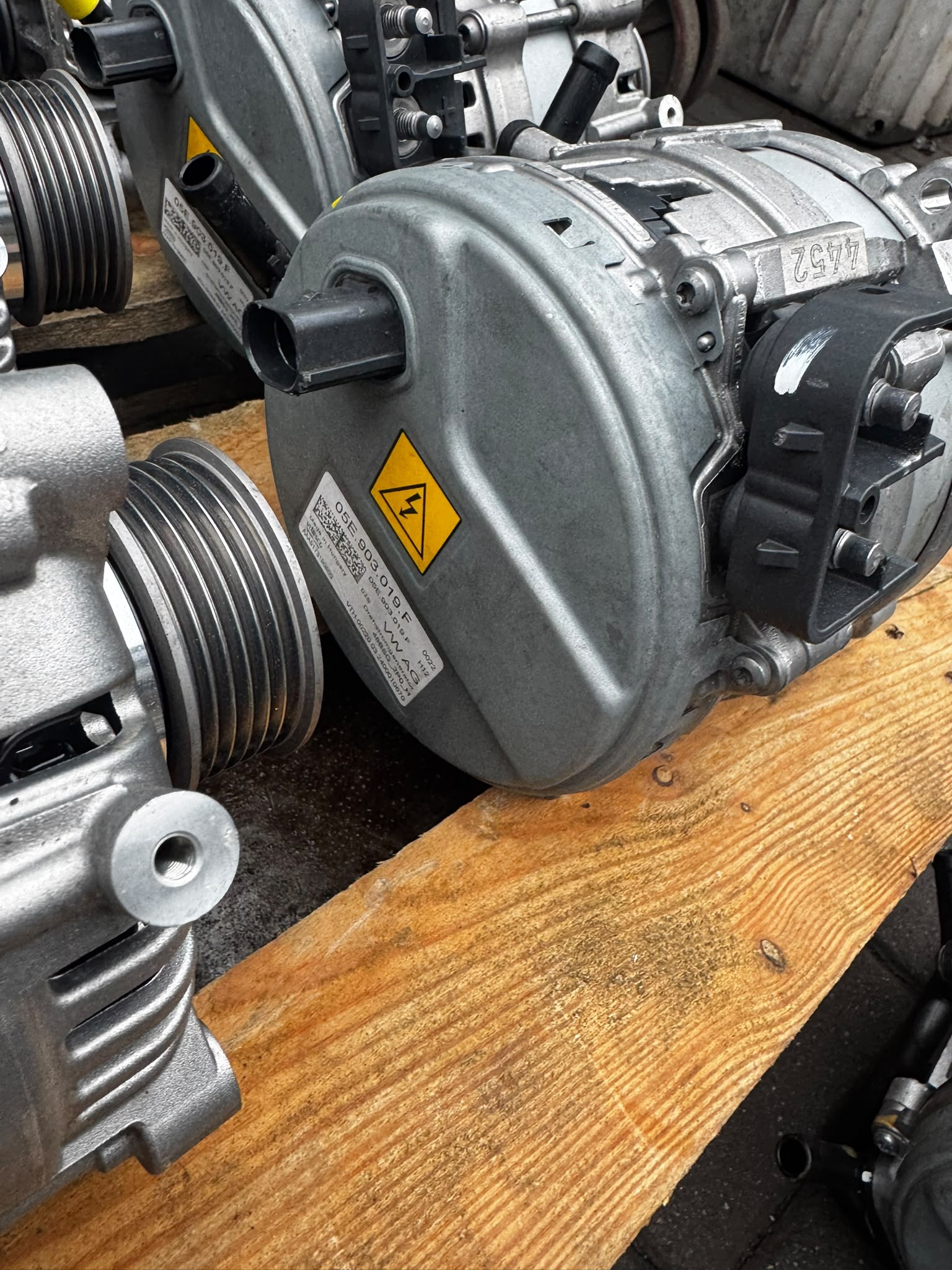 ALTERNATOR VW AUDI SKODA 1,5 TSI 05E903019F