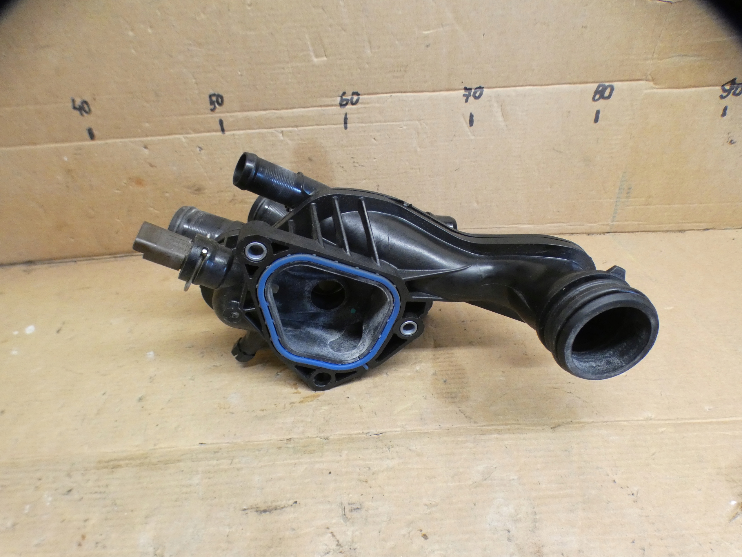 CITROEN DS3 Scatola termostato 9808647180