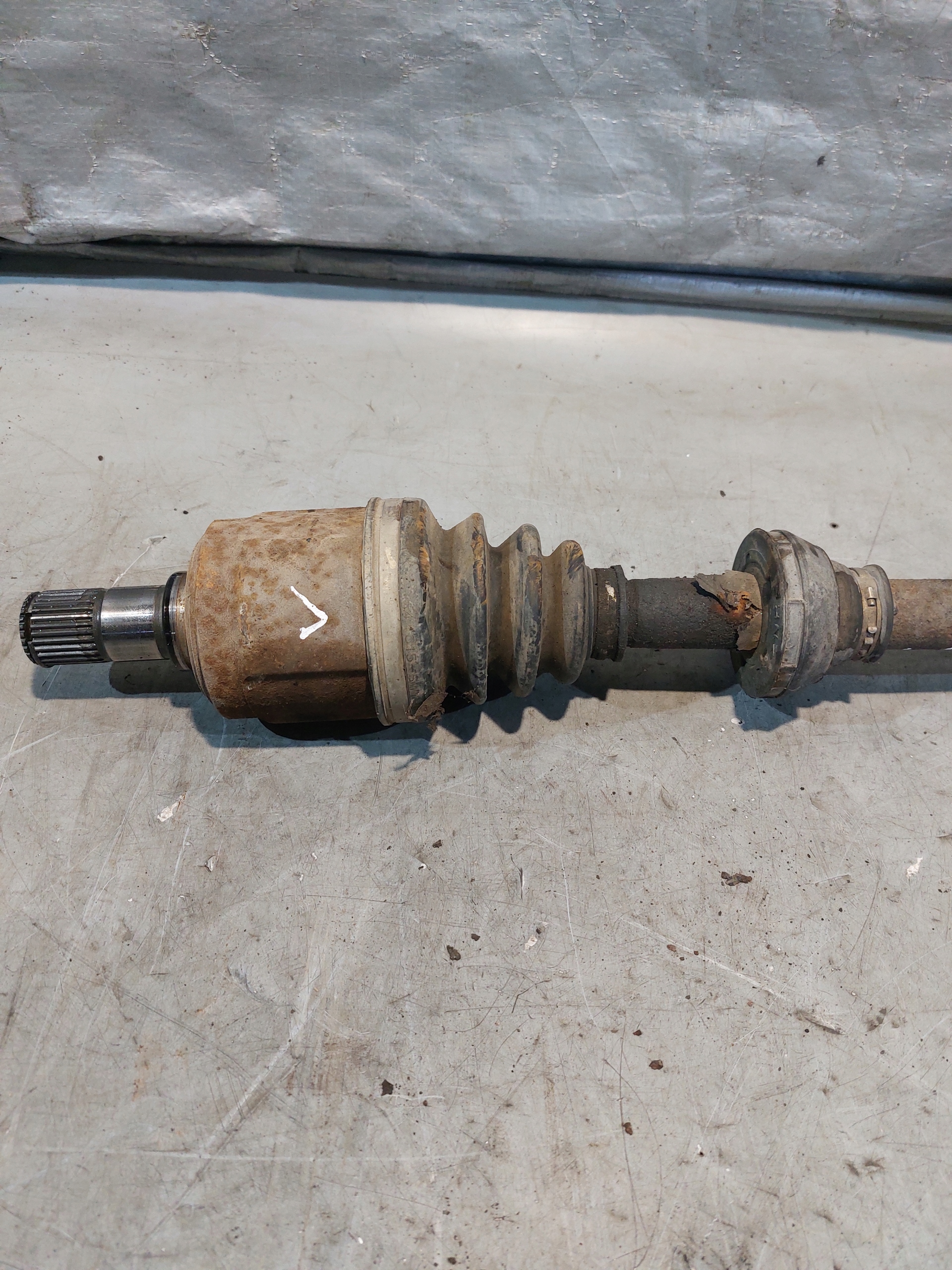 semi-axis left front HONDA CRV III 2.2 ICTDI