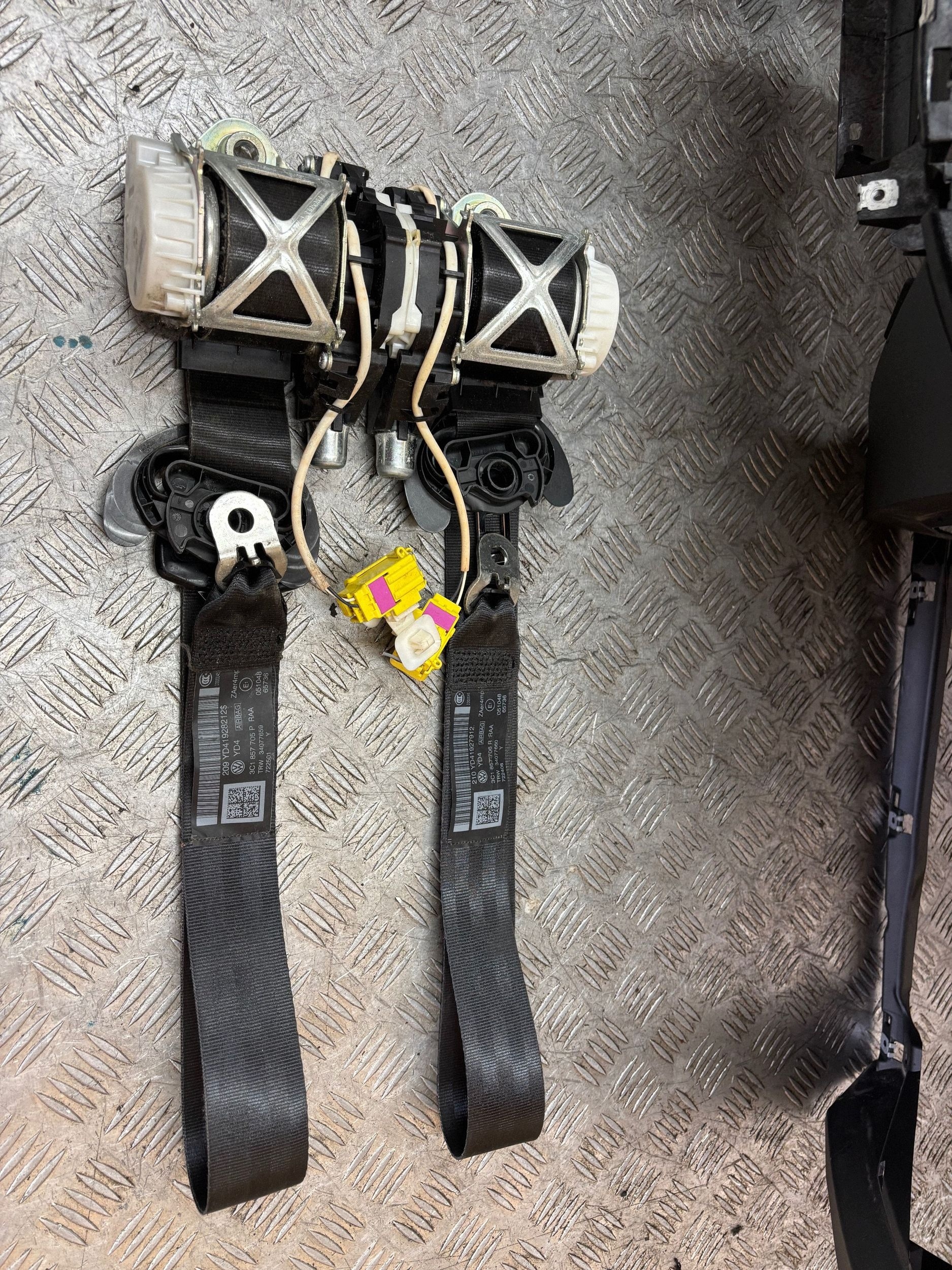 dashboard console airbag adjusters VW PASSAT B7