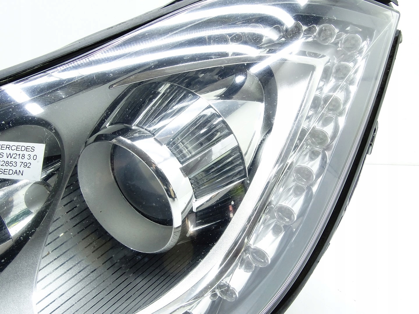 REFLEKTOR light left front front BI XENON MERCEDES CLS W218 A2188201759