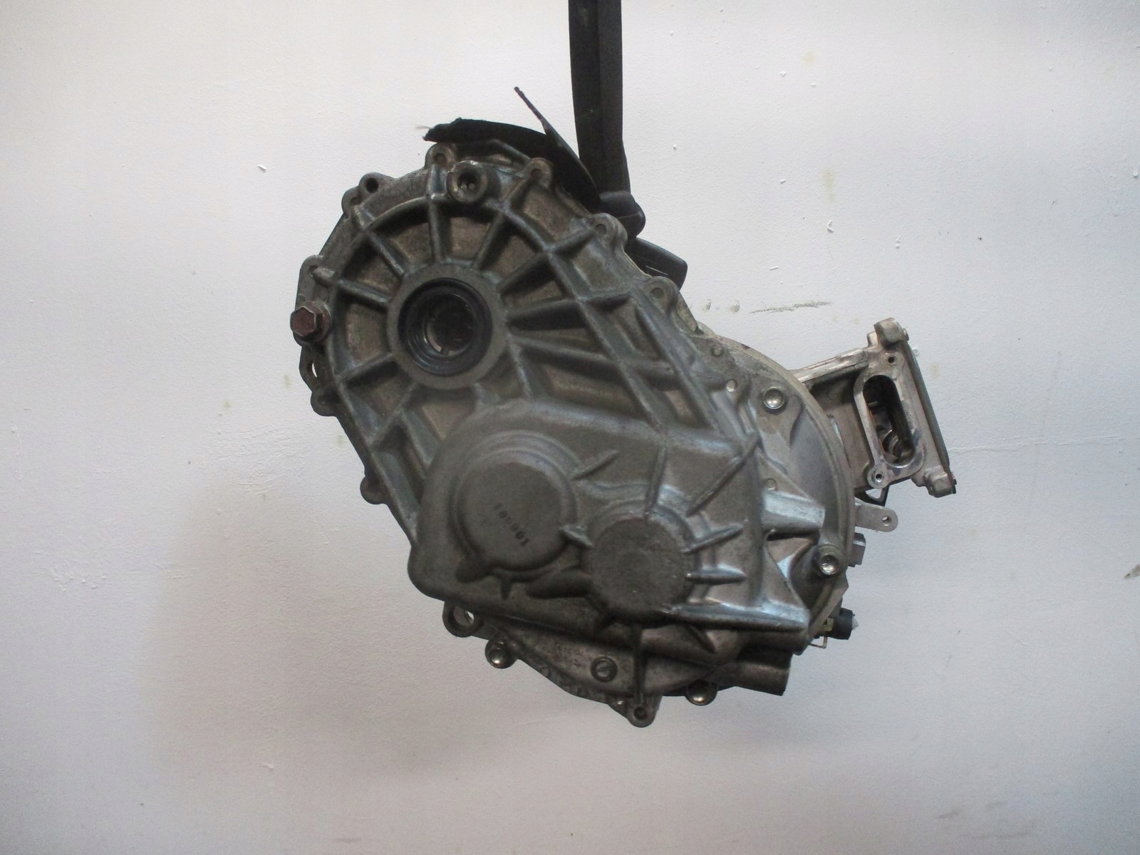 engine motor electrical diff differential OUTLANDER III 2,0HYB. F1E1A-2-B5Z