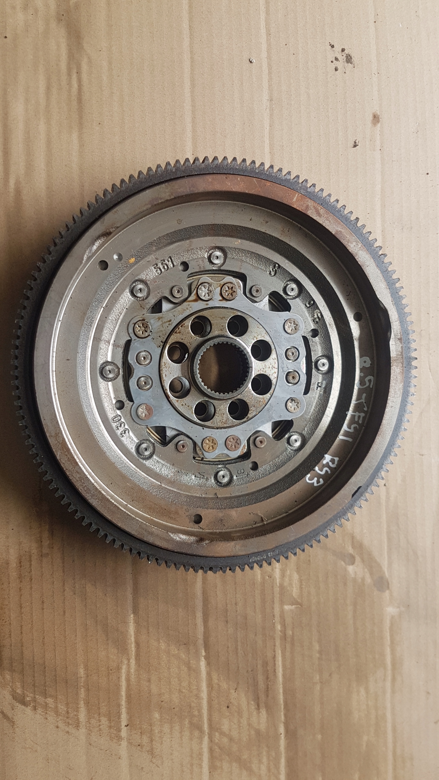 KOŁO DWUMASOWE AUDI RS3 TTRS 2.5 TFSI 07K105266H