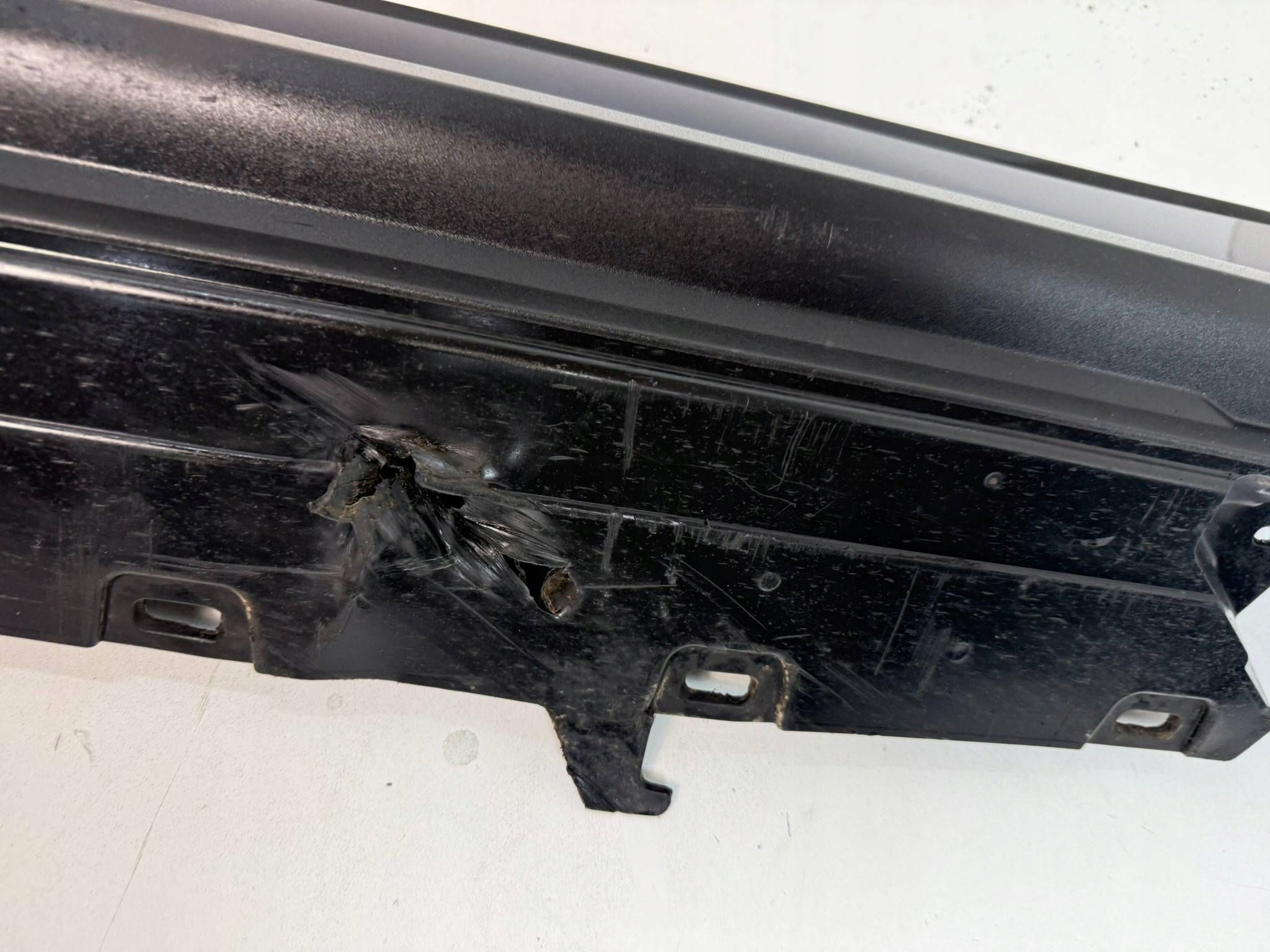 BMW i4 4 G26 8737087 moulding threshold side left m-packet