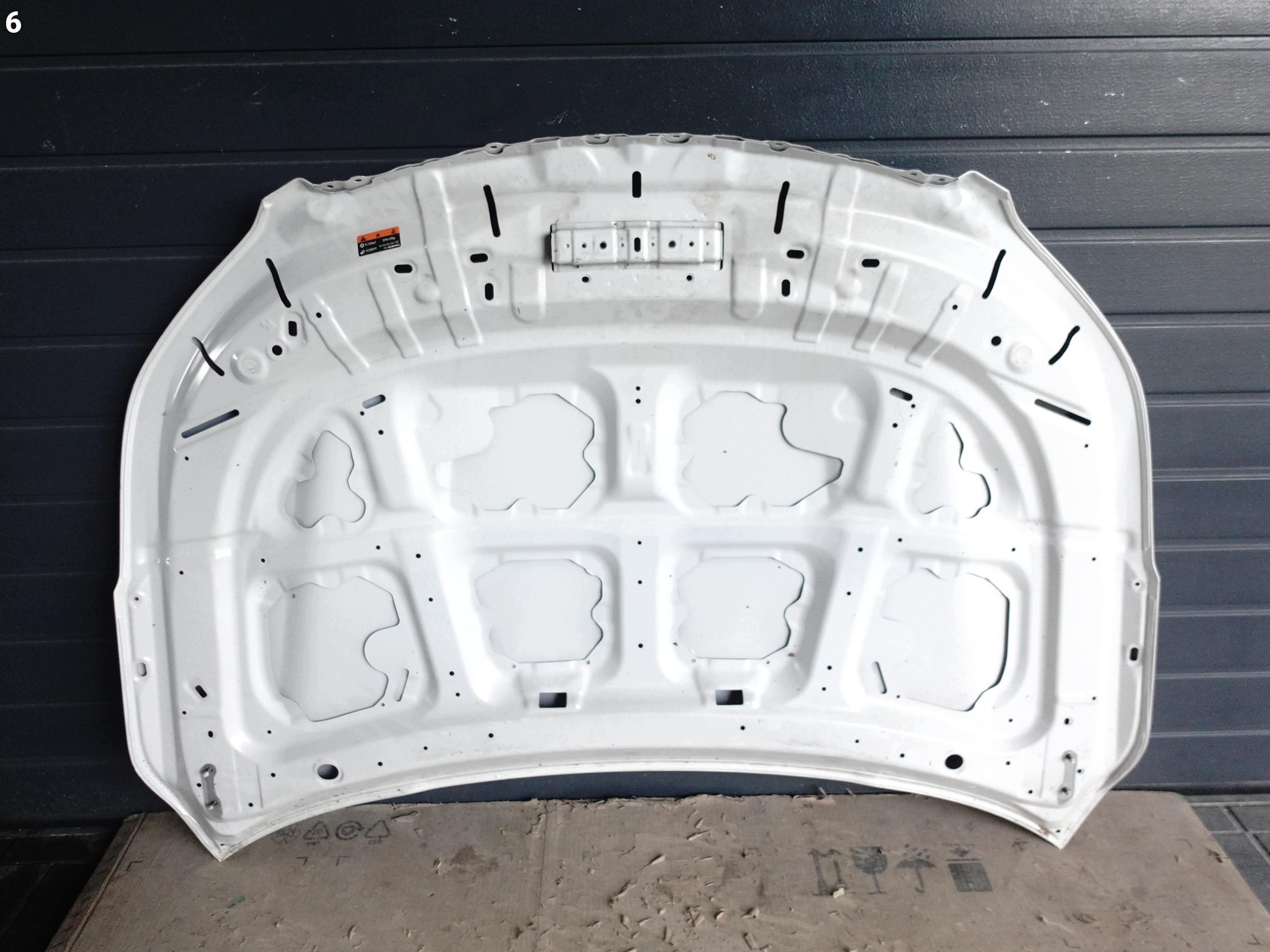 SUBARU FORESTER V SK 18-23 LIFT bonnet front *PO GRADOBICIU*