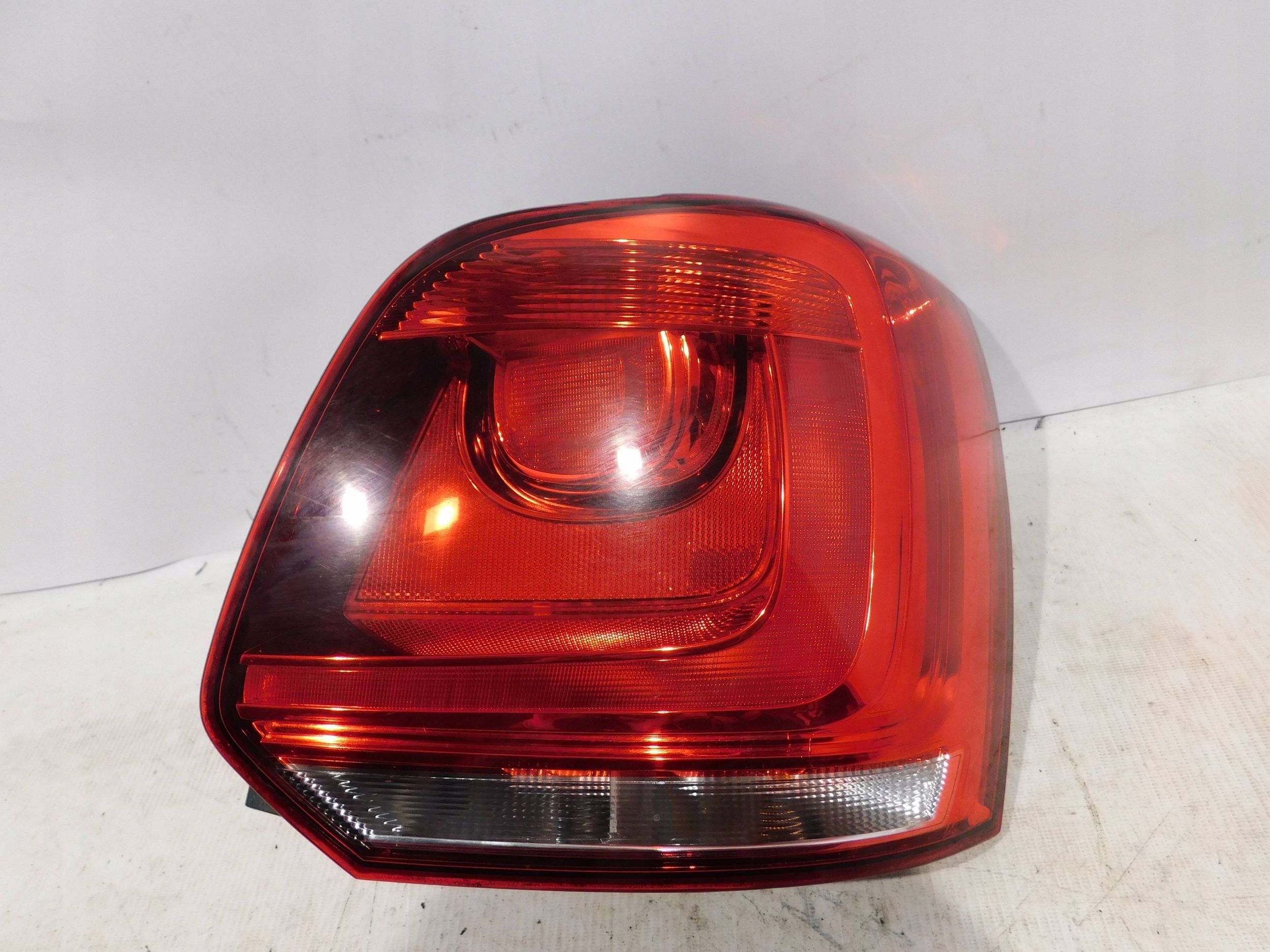 light rear part rear right VW POLO 6R 09
