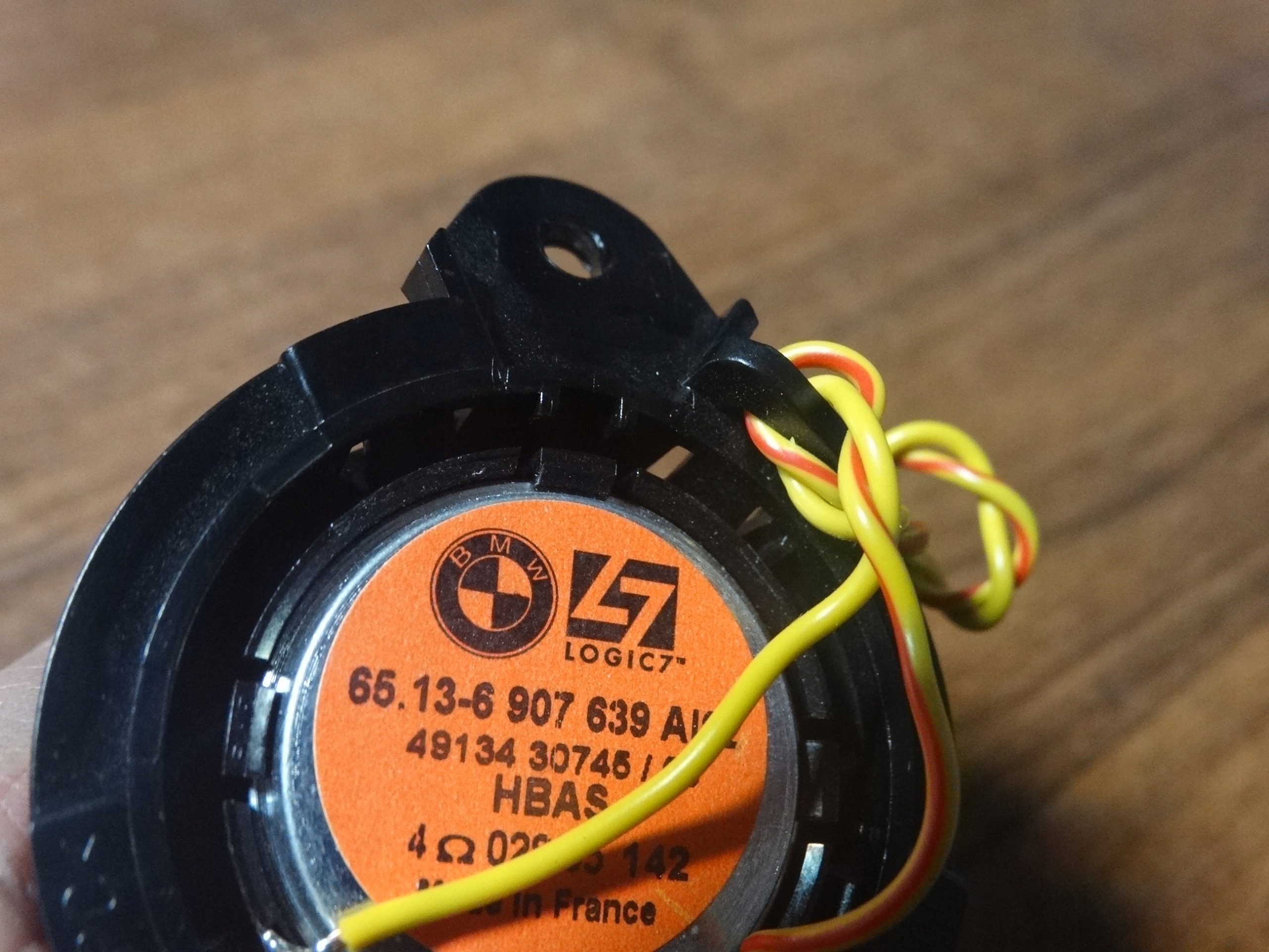 IDEALNY speaker WYSOKOTONOWY BMW E65 E66 1