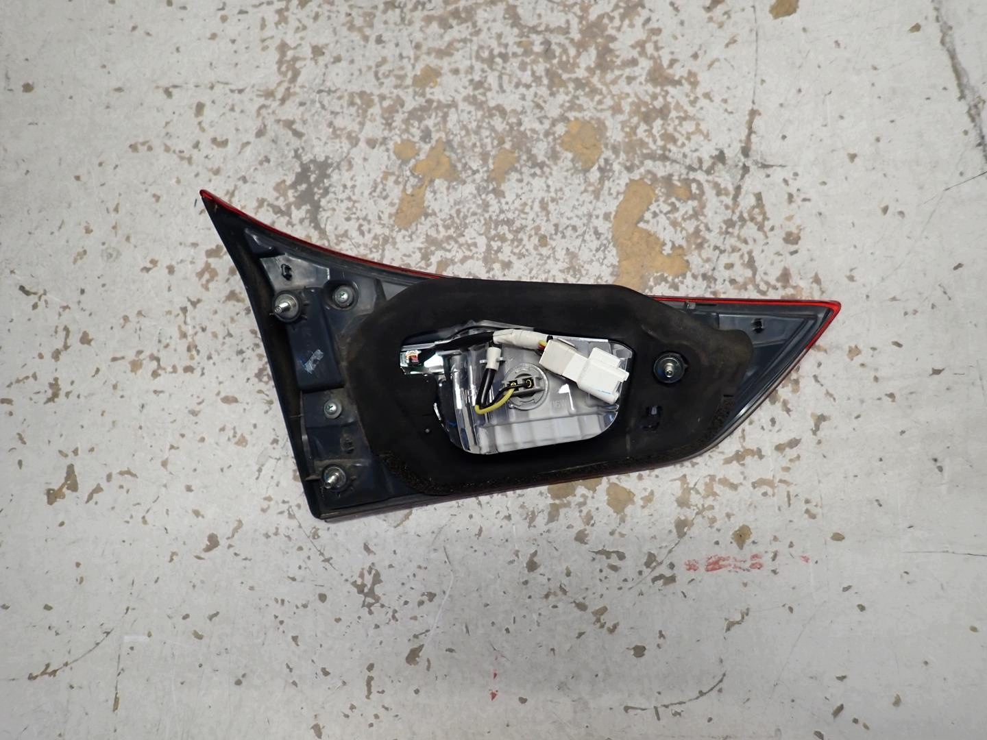 light rear part rear right TOYOTA AURIS II LIFT 2015- HB