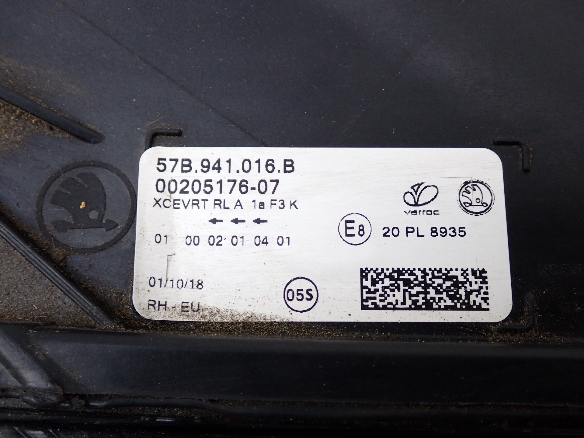 light right right FULL LED SKODA KAROQ NU7 57B941016B