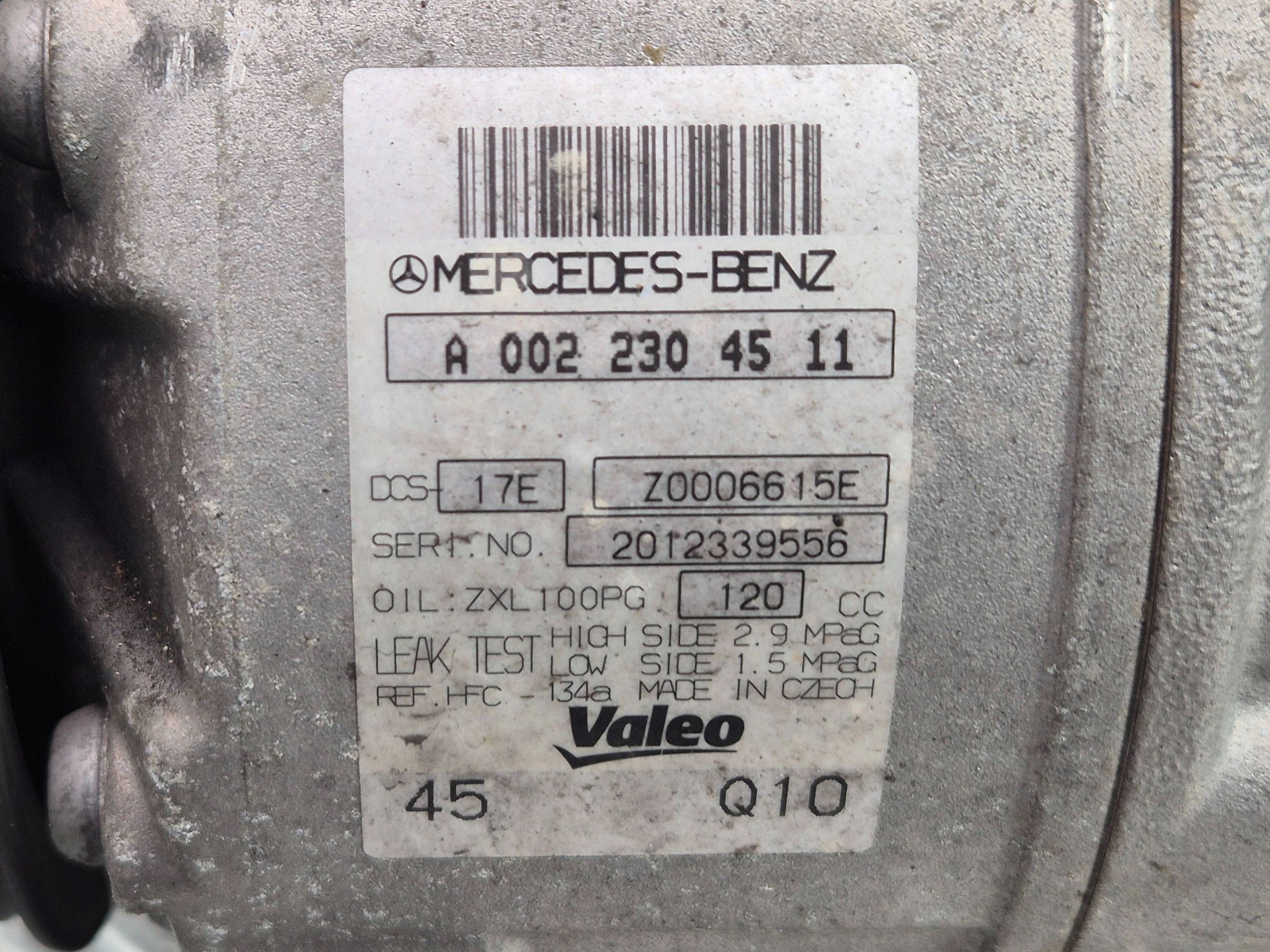 Mercedes E250 CGI W212 compressor; compressor of the air conditioning A0022304511