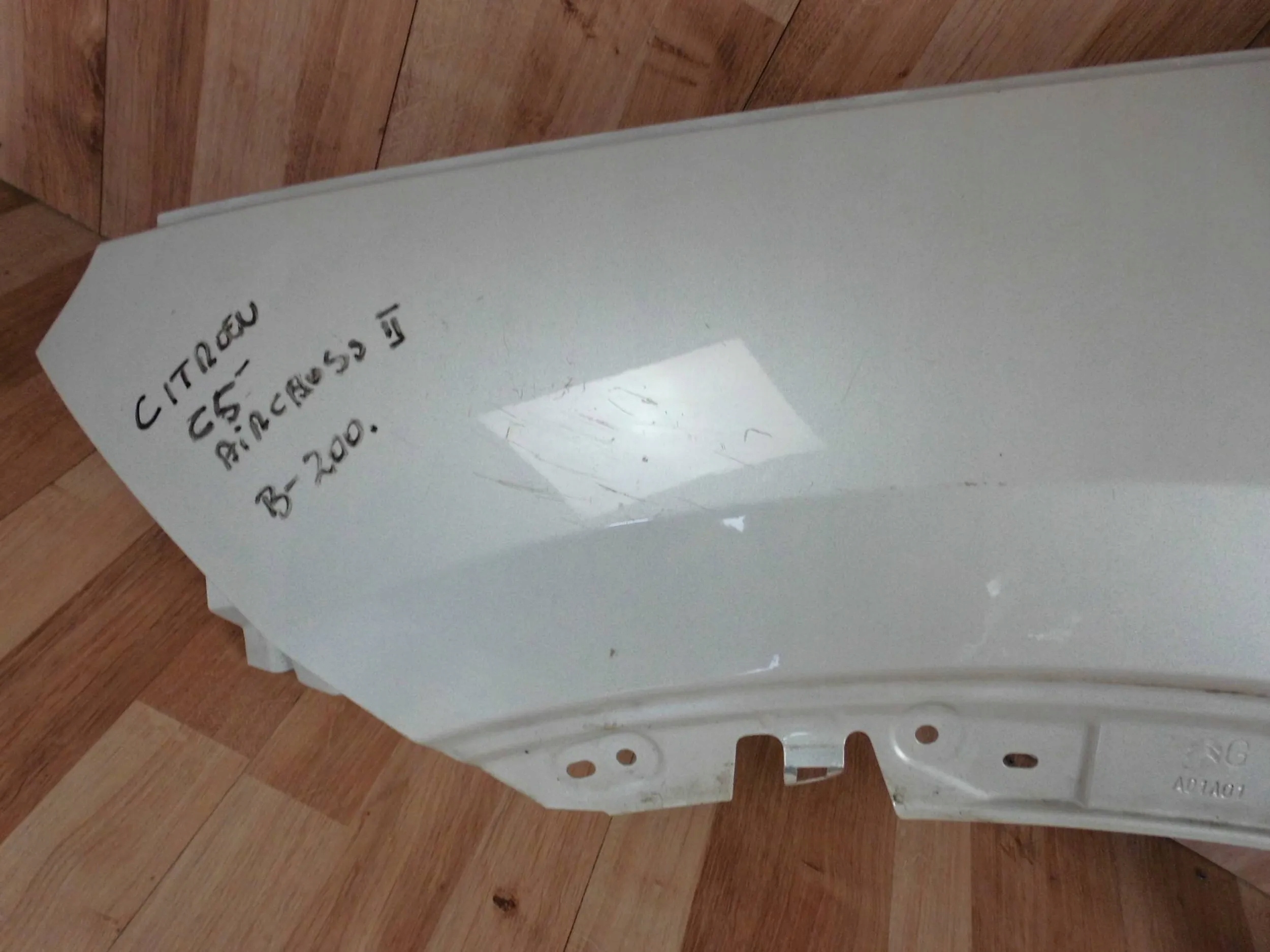 Citroen C5 Aircross fender left front front