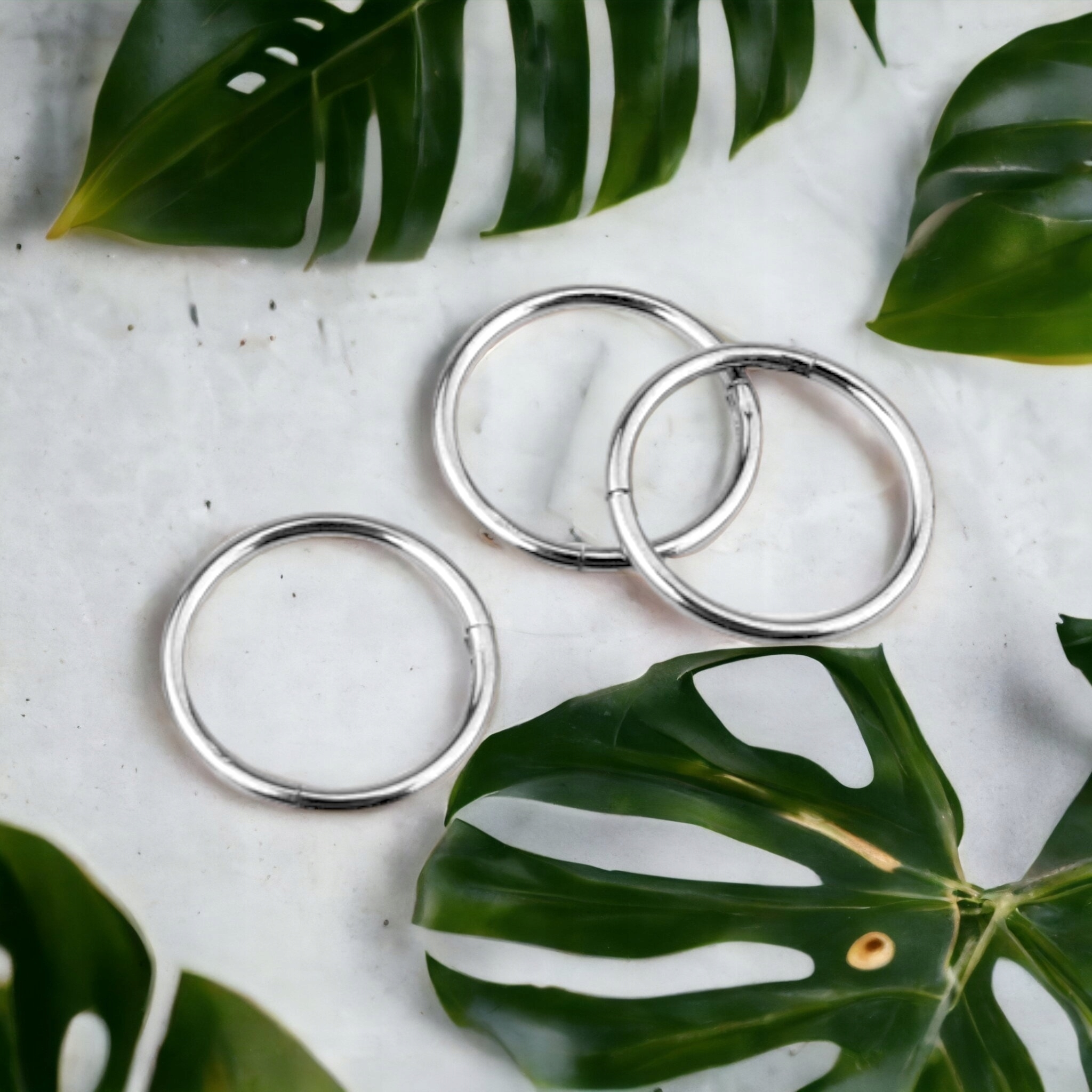 Kolczyk, Tytanowy Srebrny Clicker KÓŁKO Kółeczko - LOBE - Nostril 1,2/9 Materiał mający kontakt z ciałem tytan chirurgiczny