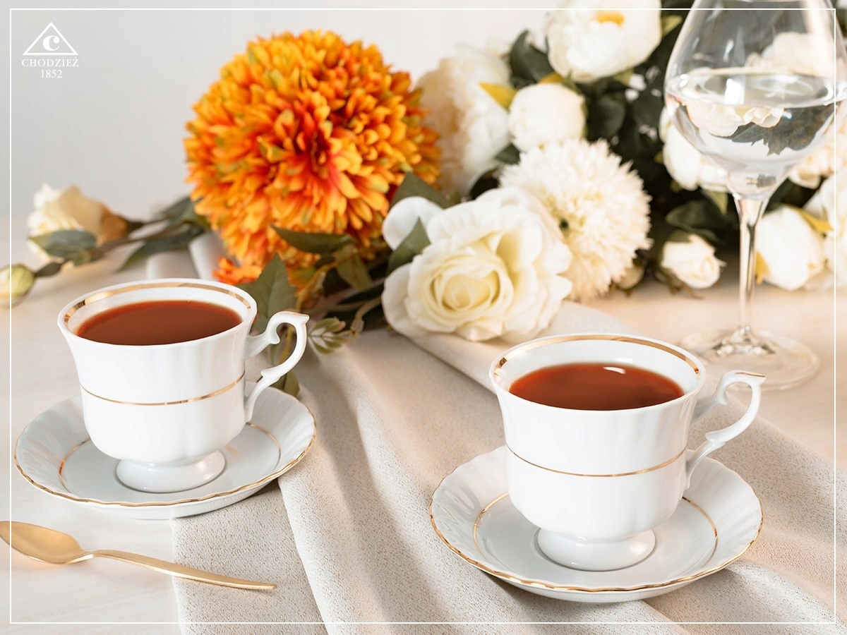 B014 BUTELKA DO OLIWY ZŁOTA LINIA IWONA CHODZIEŻ Linia ZŁOTA LINIA IWONA