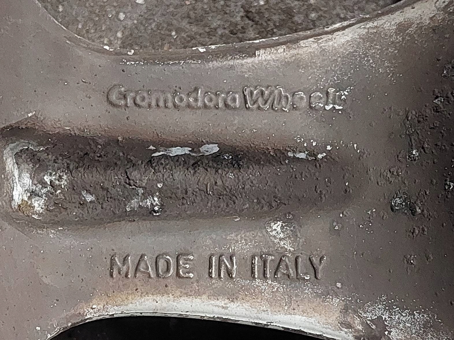 tyres summer 4 SZT 205/60R15 2013R GOODYEAR EFFICIENT GRIP PERFORMANCE