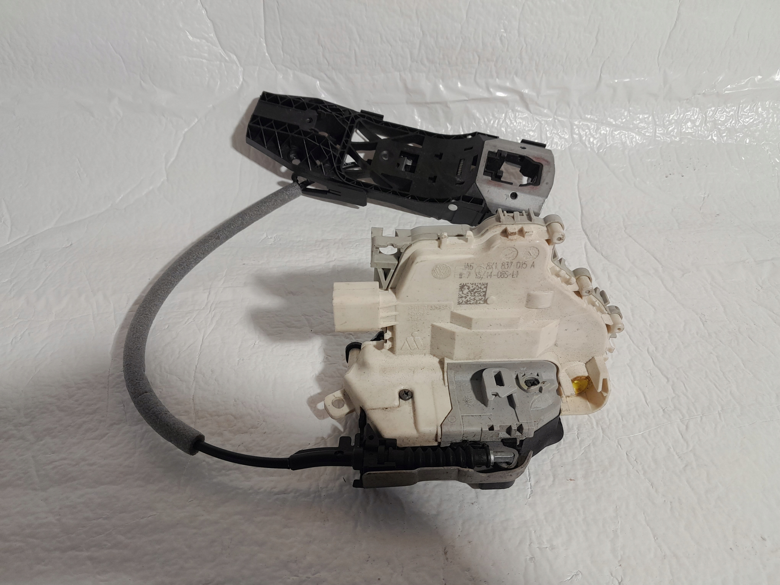 AUDI A3 S3 8V lock door left front 8X1837015A