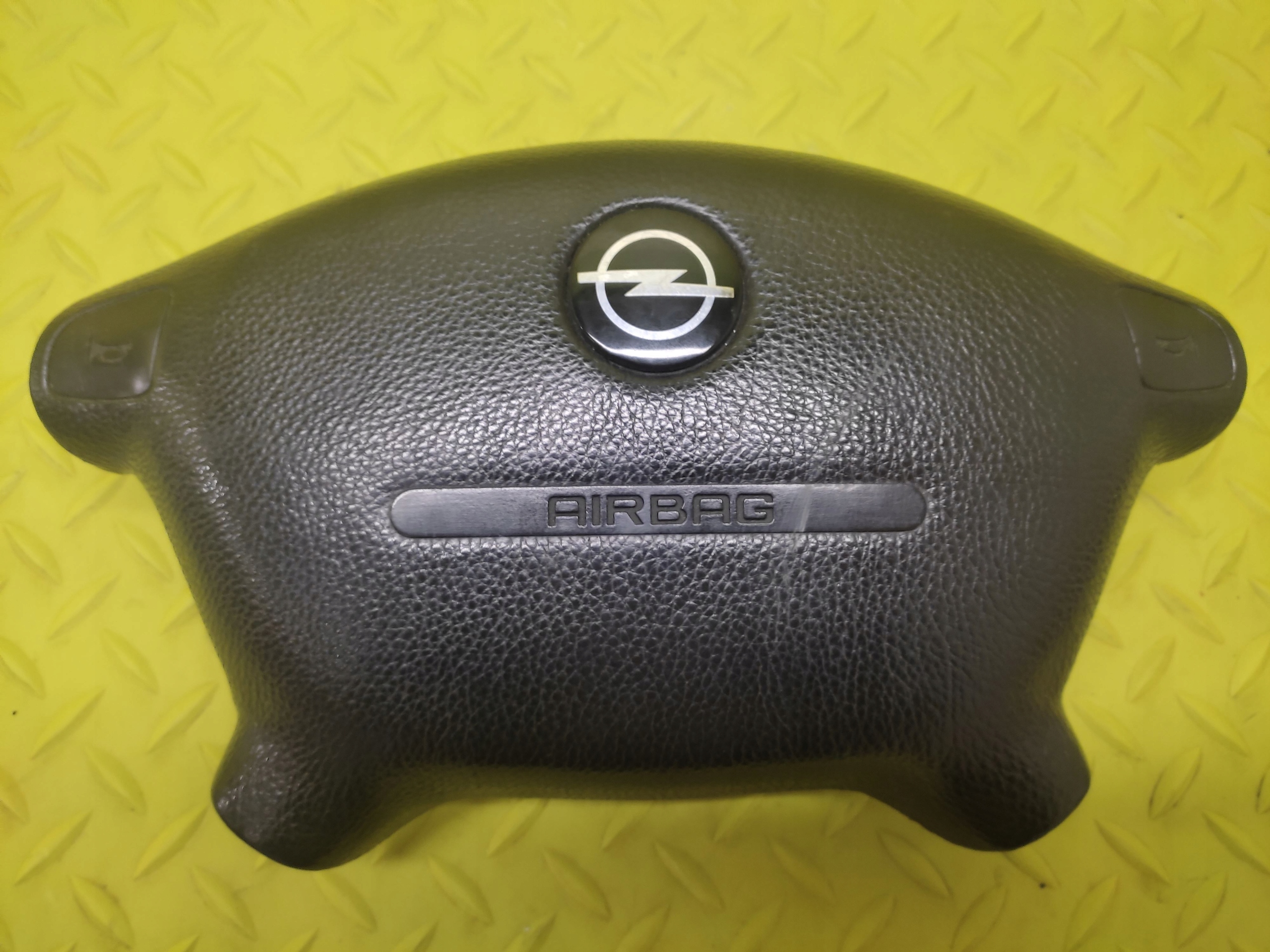 opel VECTRA B подушка AIR водители 90437886