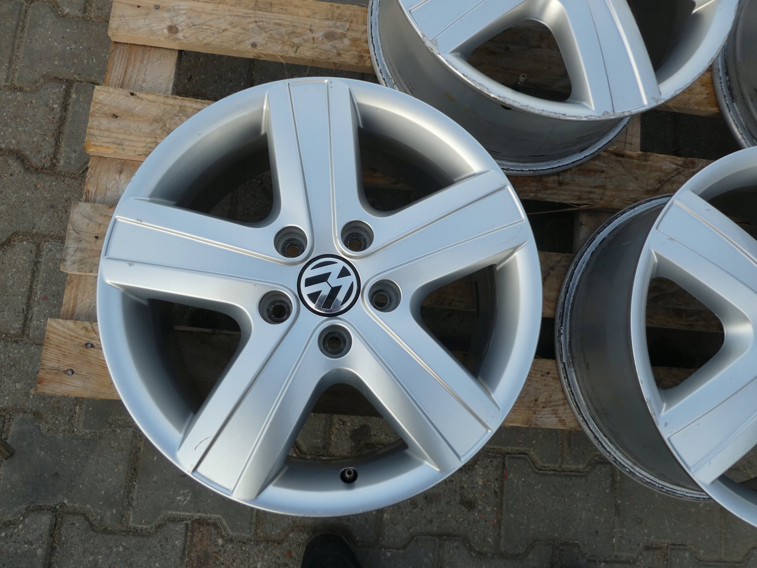 4X discs aluminium disc 7H0601025H VW T5 T6 5X120