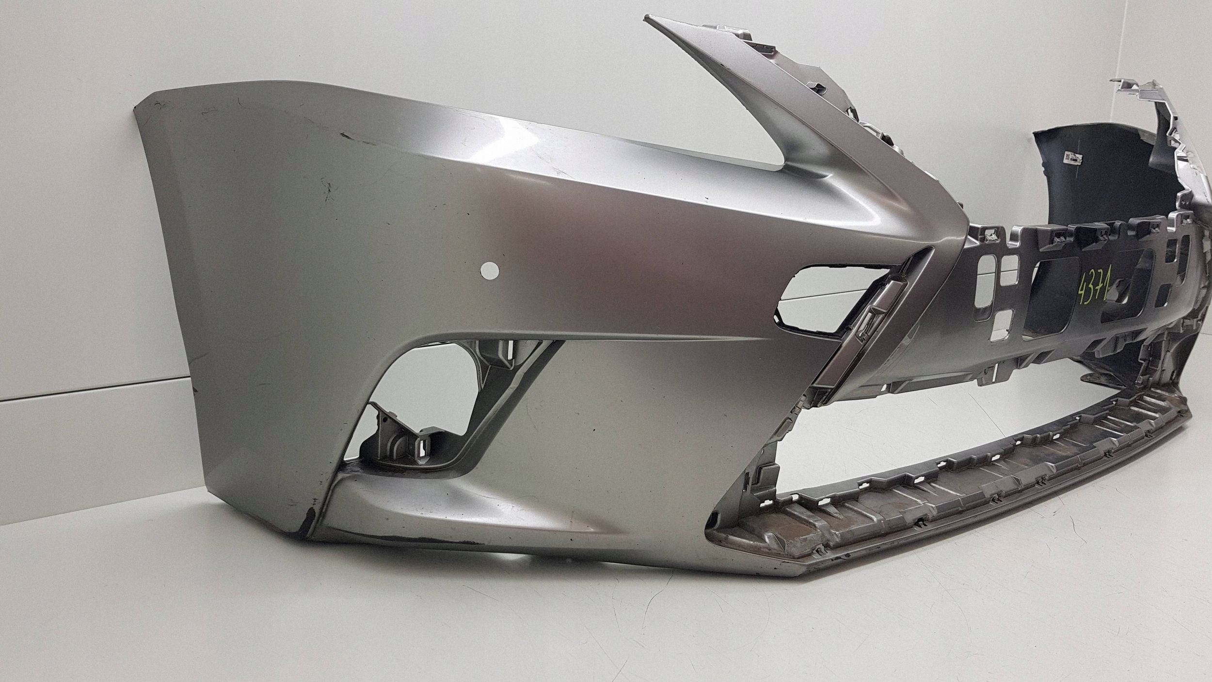 LEXUS CT 200 2014 - bumper front 52119-7250