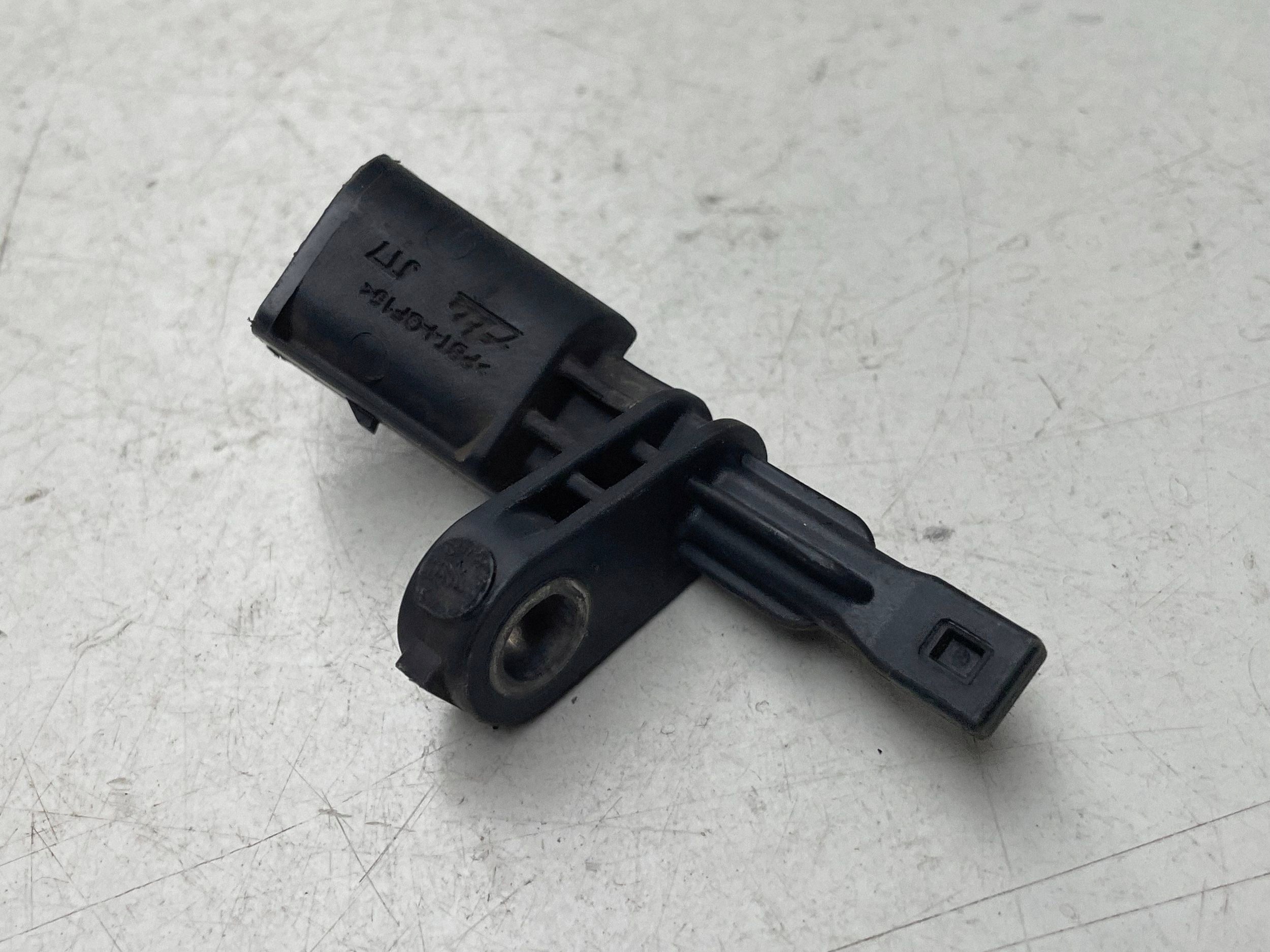 sensor ABS left front AUDI Q4 WHT003857C ABSENSOR !J