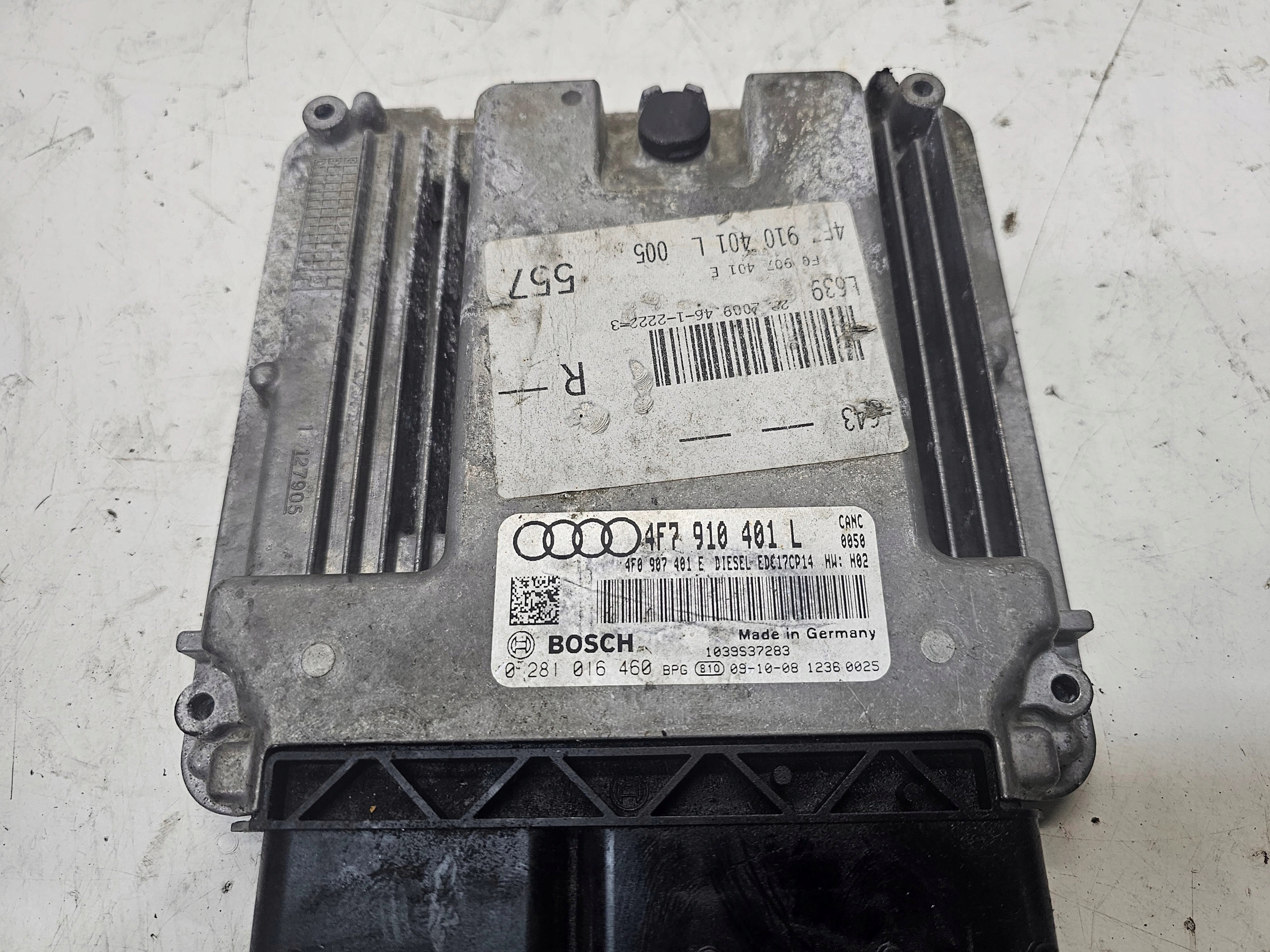 computer control unit of the engine AUDI A6 C6 LIFT 2.7 4F7910401L 4F0907401E