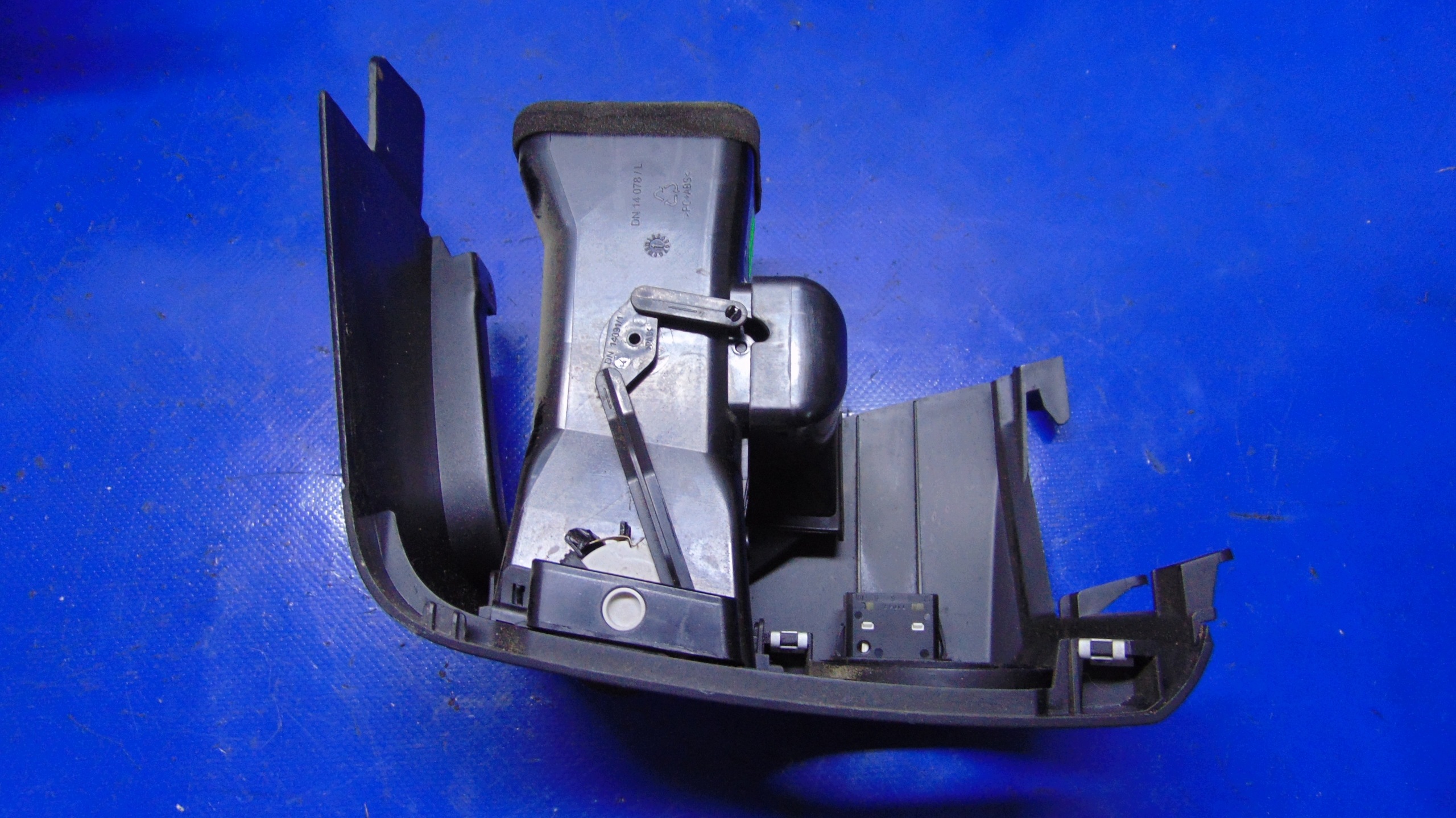 grid air conditioning devices left MERCEDES SPRINTER 906 06-18 ROK