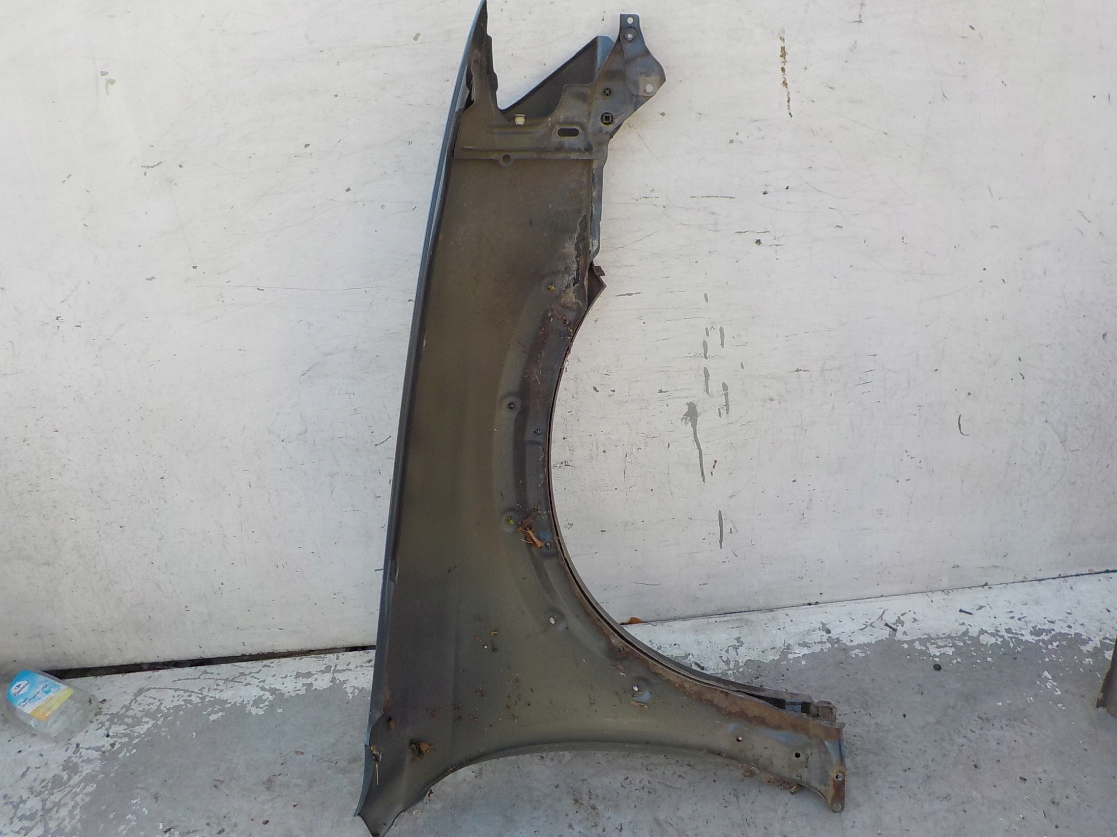 578 SUBARU OUTBACK III fender left front front